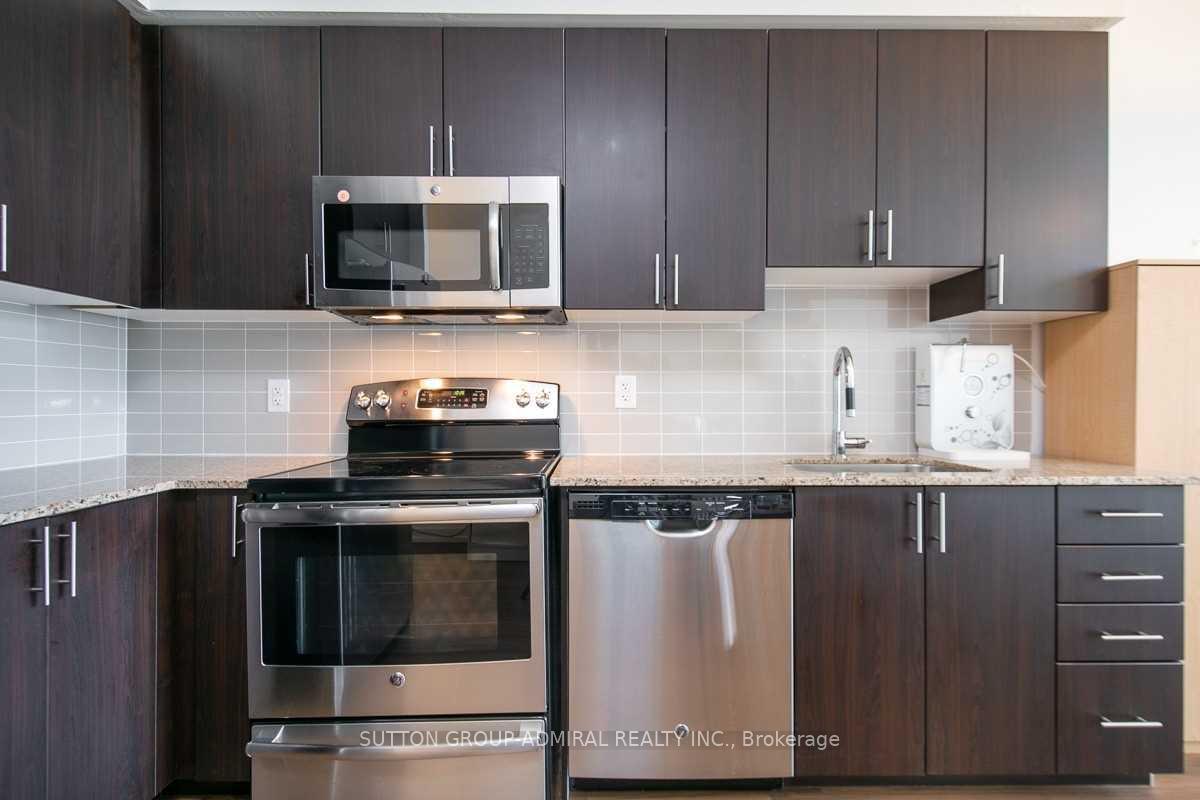 Photo 6 of Unit 311, 7167 Yonge Street, Markham, Grandview — HOMEH
