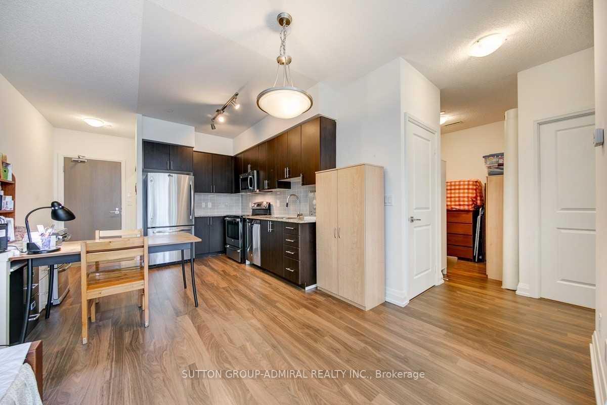 Photo 8 of Unit 311, 7167 Yonge Street, Markham, Grandview — HOMEH