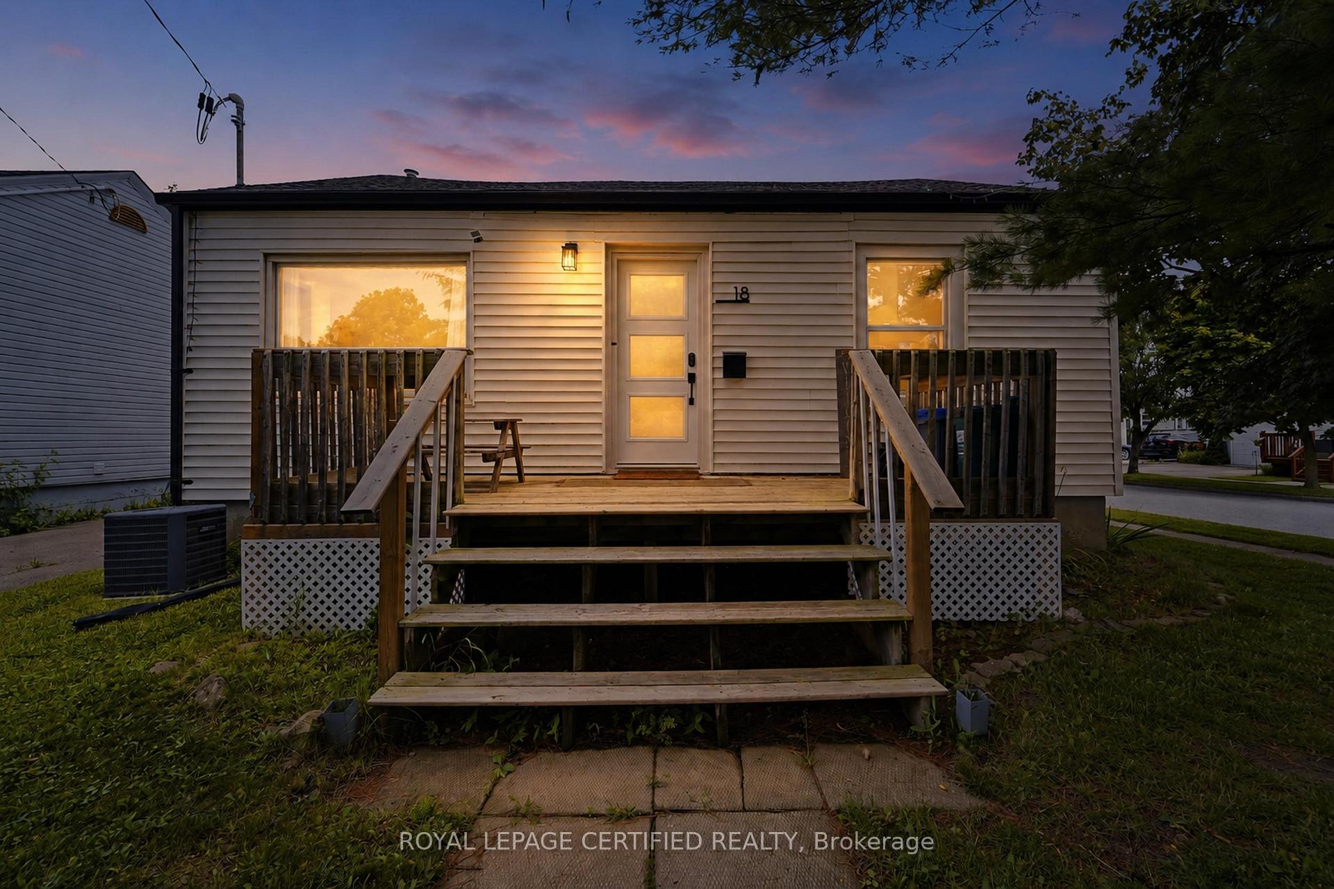 Photo 31 of 18 Coventry Street, St. Catharines, E. Chester — HOMEH
