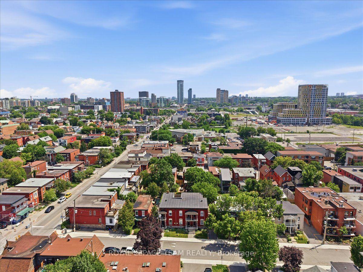 Photo 35 of 136 Elm Street, Ottawa, West Centre Town — HOMEH