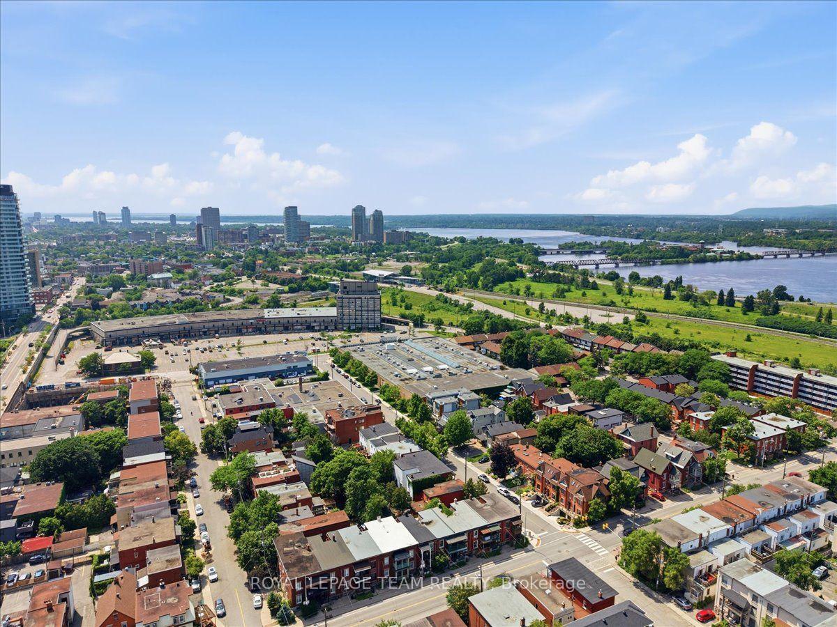Photo 36 of 136 Elm Street, Ottawa, West Centre Town — HOMEH