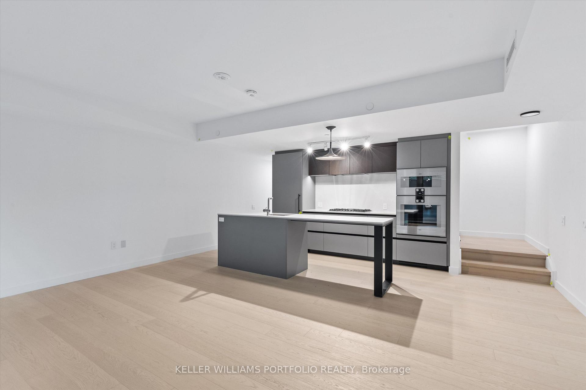 Photo 9 of Unit TH09, 1720 Bayview Avenue, Toronto, Mount Pleasant East — HOMEH
