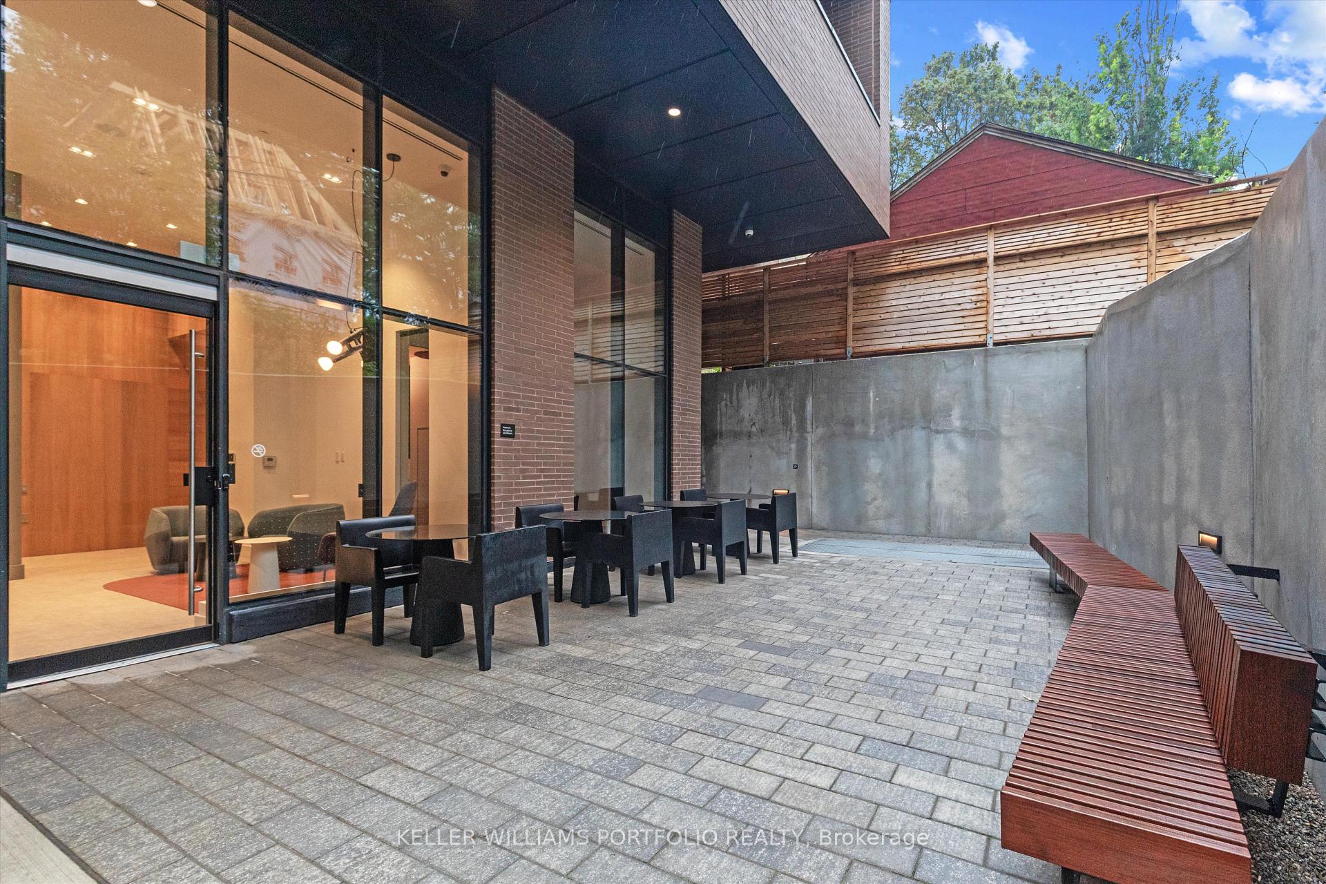 Photo 24 of Unit TH09, 1720 Bayview Avenue, Toronto, Mount Pleasant East — HOMEH