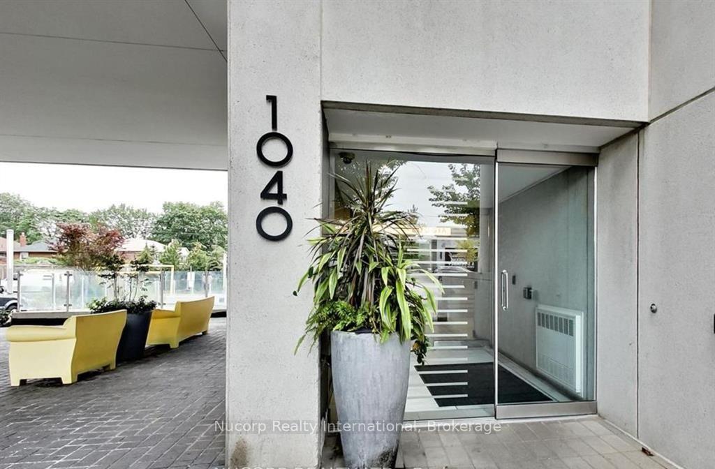 Photo 3 of 1040 the queensway, Etobicoke, Islington-City Centre West — HOMEH