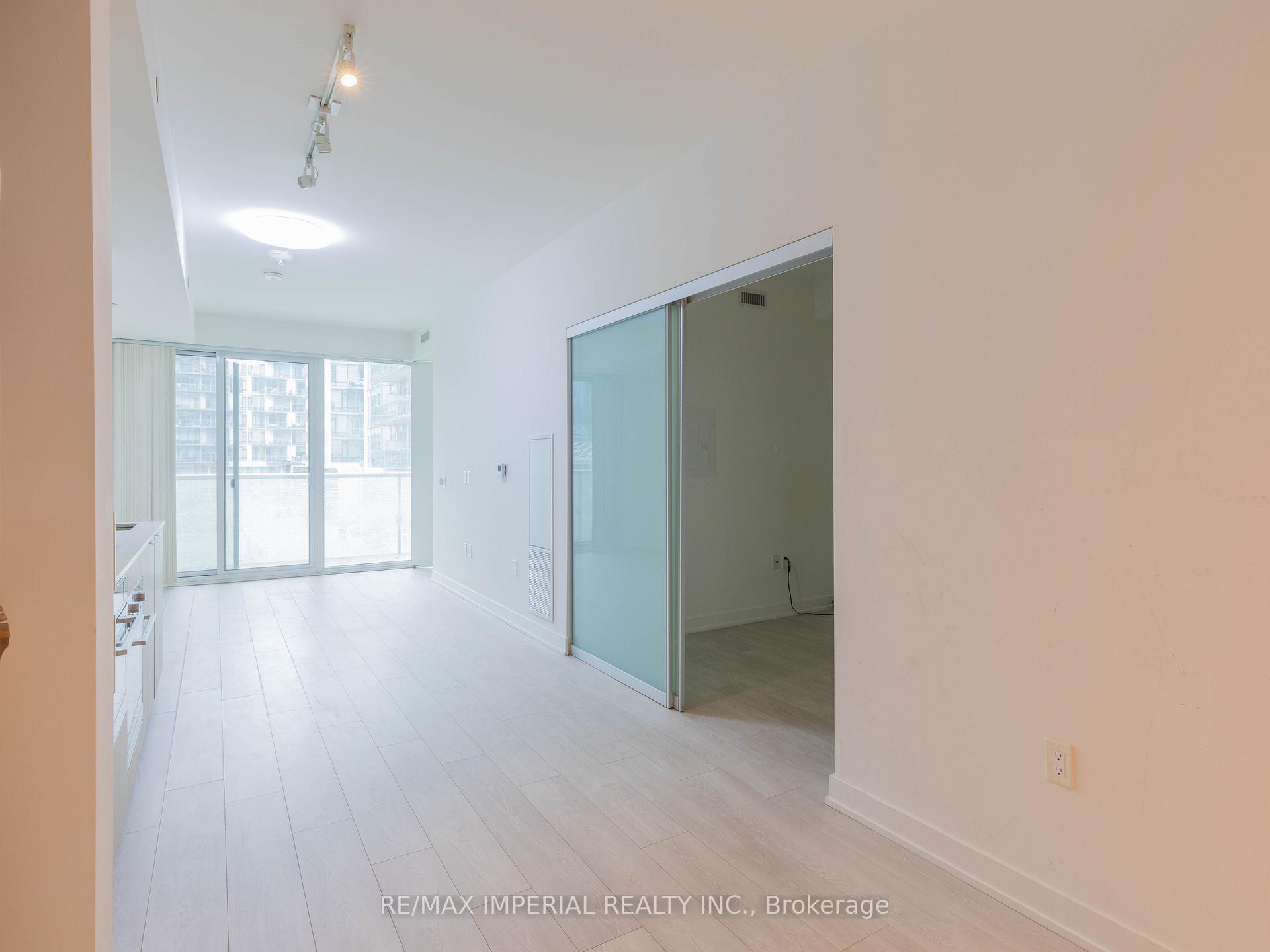 Photo 8 of Unit 205, 15 Queens Quay E, Toronto, Waterfront Communities — HOMEH