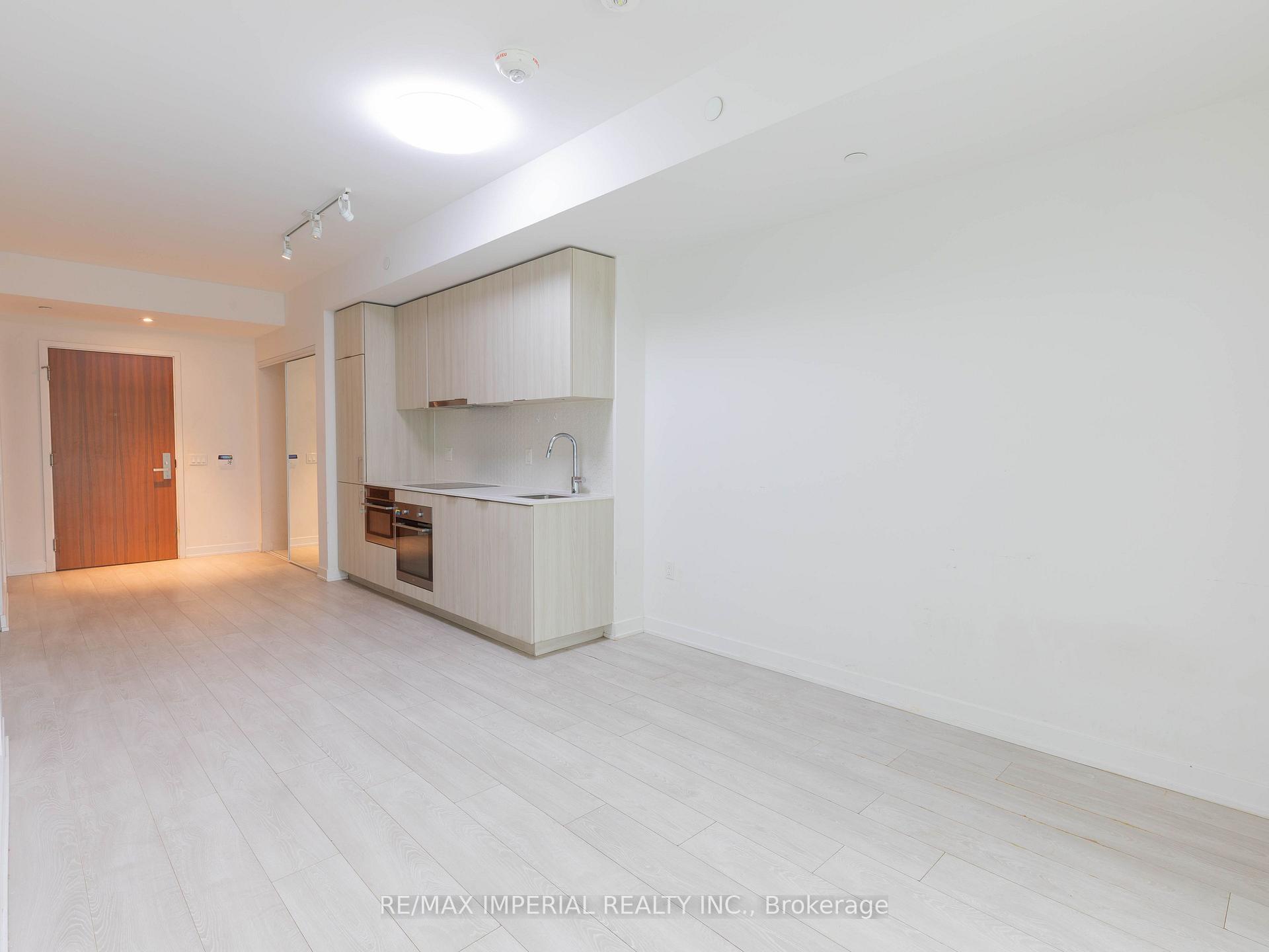 Photo 10 of Unit 205, 15 Queens Quay E, Toronto, Waterfront Communities — HOMEH