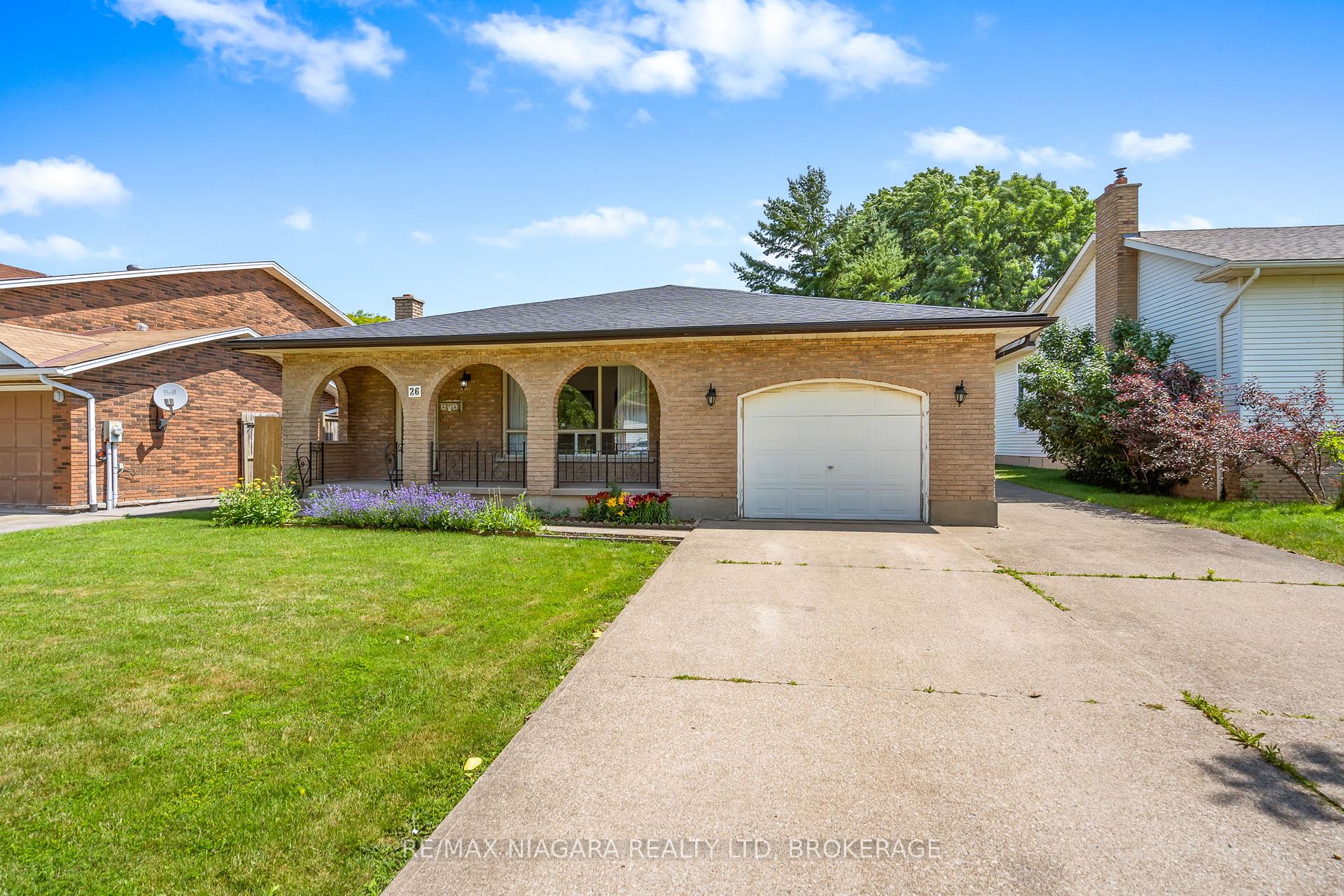 Photo 2 of 26 Forster Avenue, Thorold, Confederation Heights — HOMEH