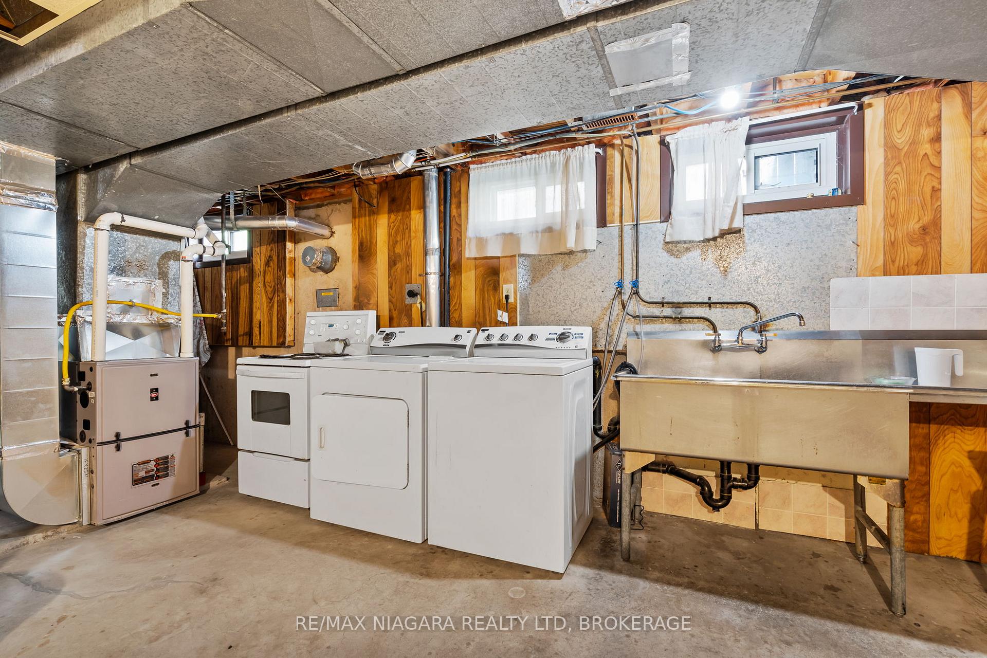 Photo 19 of 26 Forster Avenue, Thorold, Confederation Heights — HOMEH