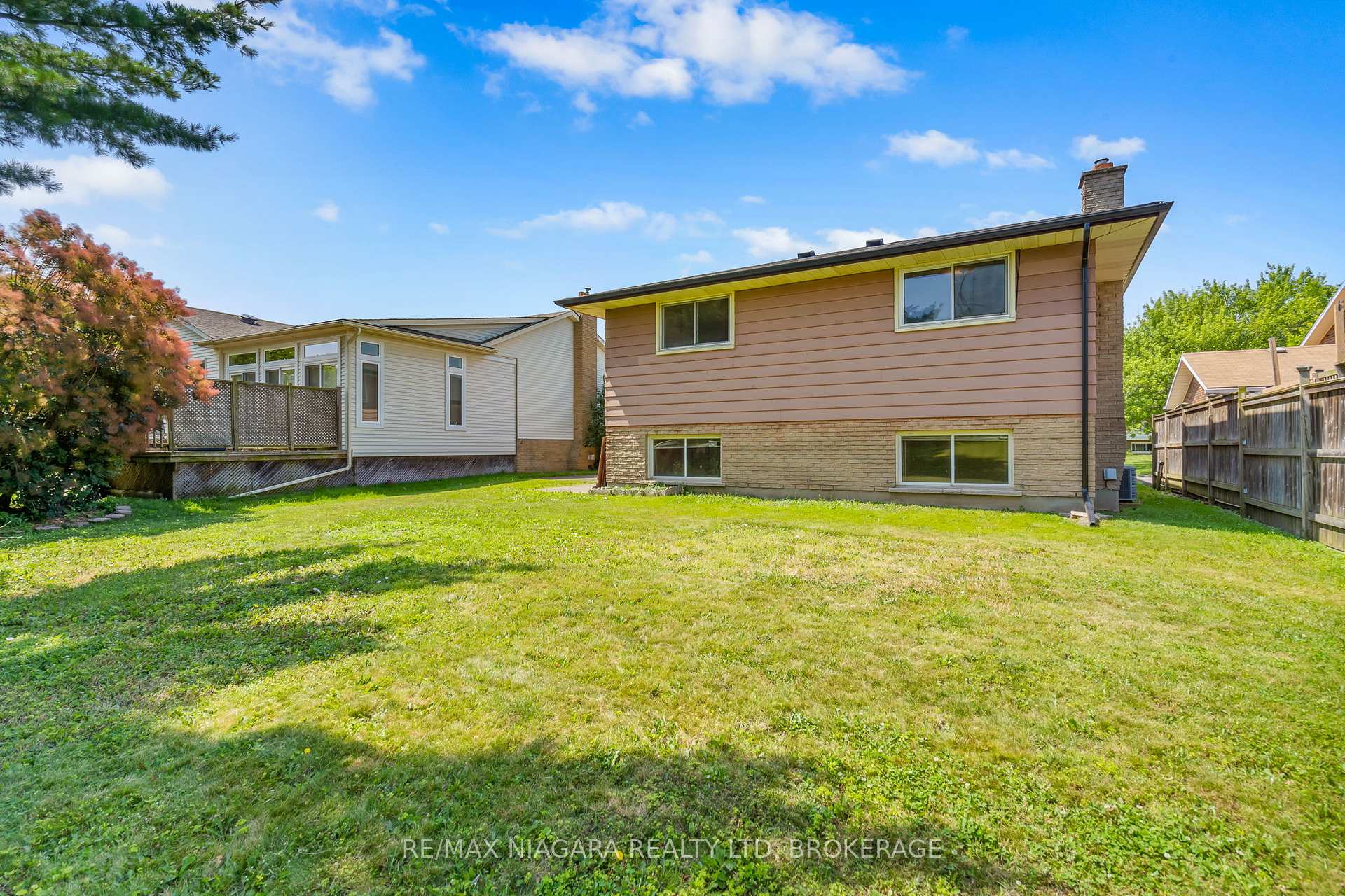 Photo 22 of 26 Forster Avenue, Thorold, Confederation Heights — HOMEH