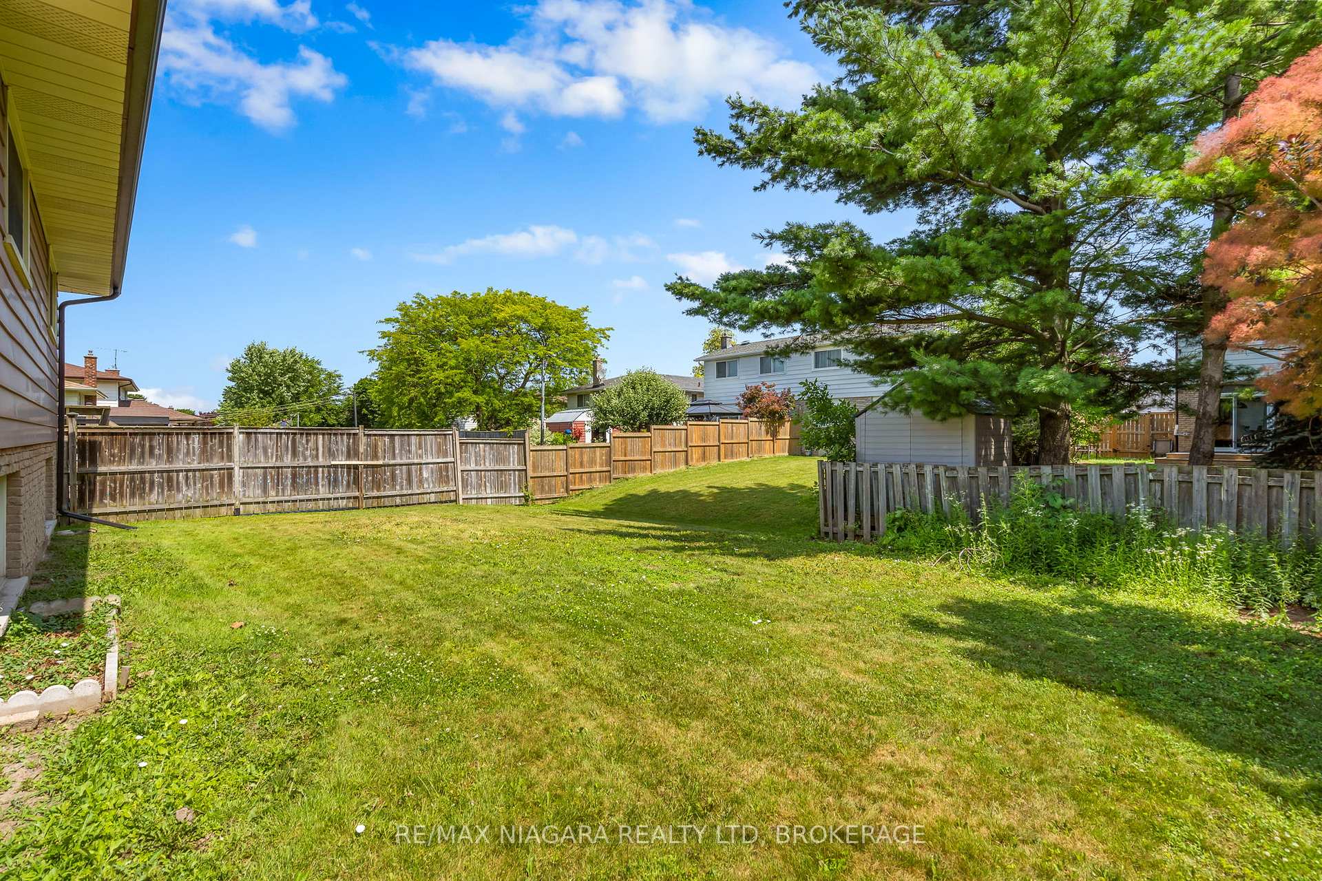 Photo 23 of 26 Forster Avenue, Thorold, Confederation Heights — HOMEH