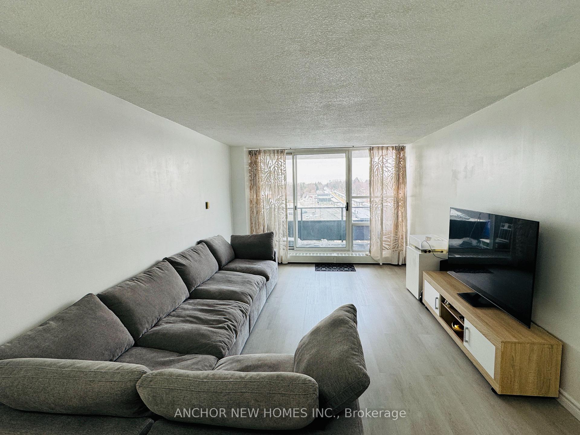 Photo 4 of Unit 704, 4101 Sheppard Avenue E, Scarborough, Agincourt South-Malvern West — HOMEH