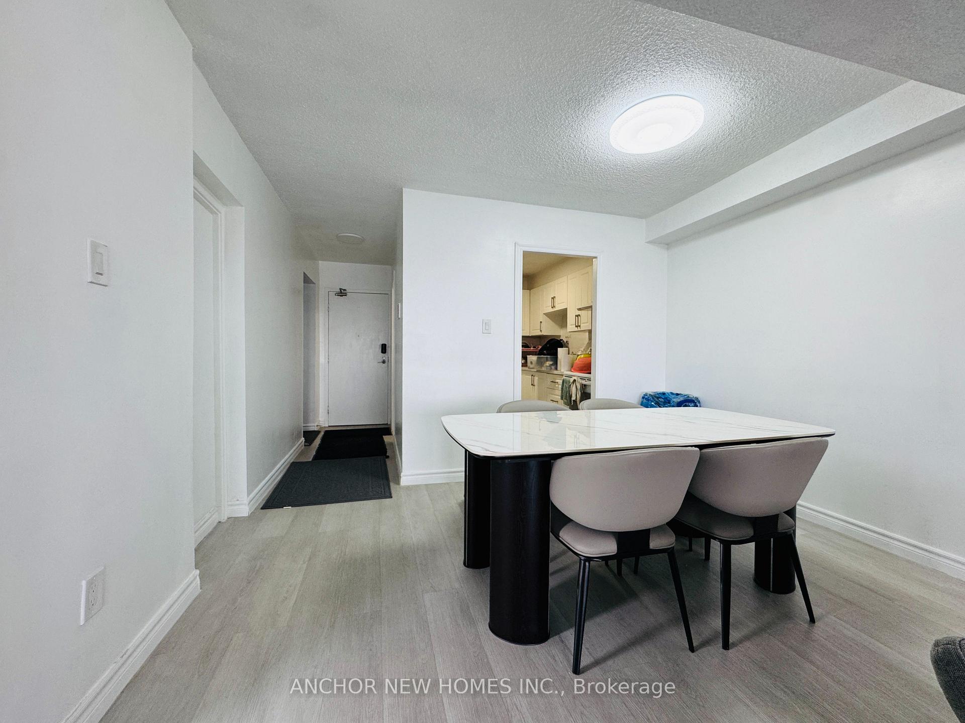 Photo 6 of Unit 704, 4101 Sheppard Avenue E, Scarborough, Agincourt South-Malvern West — HOMEH