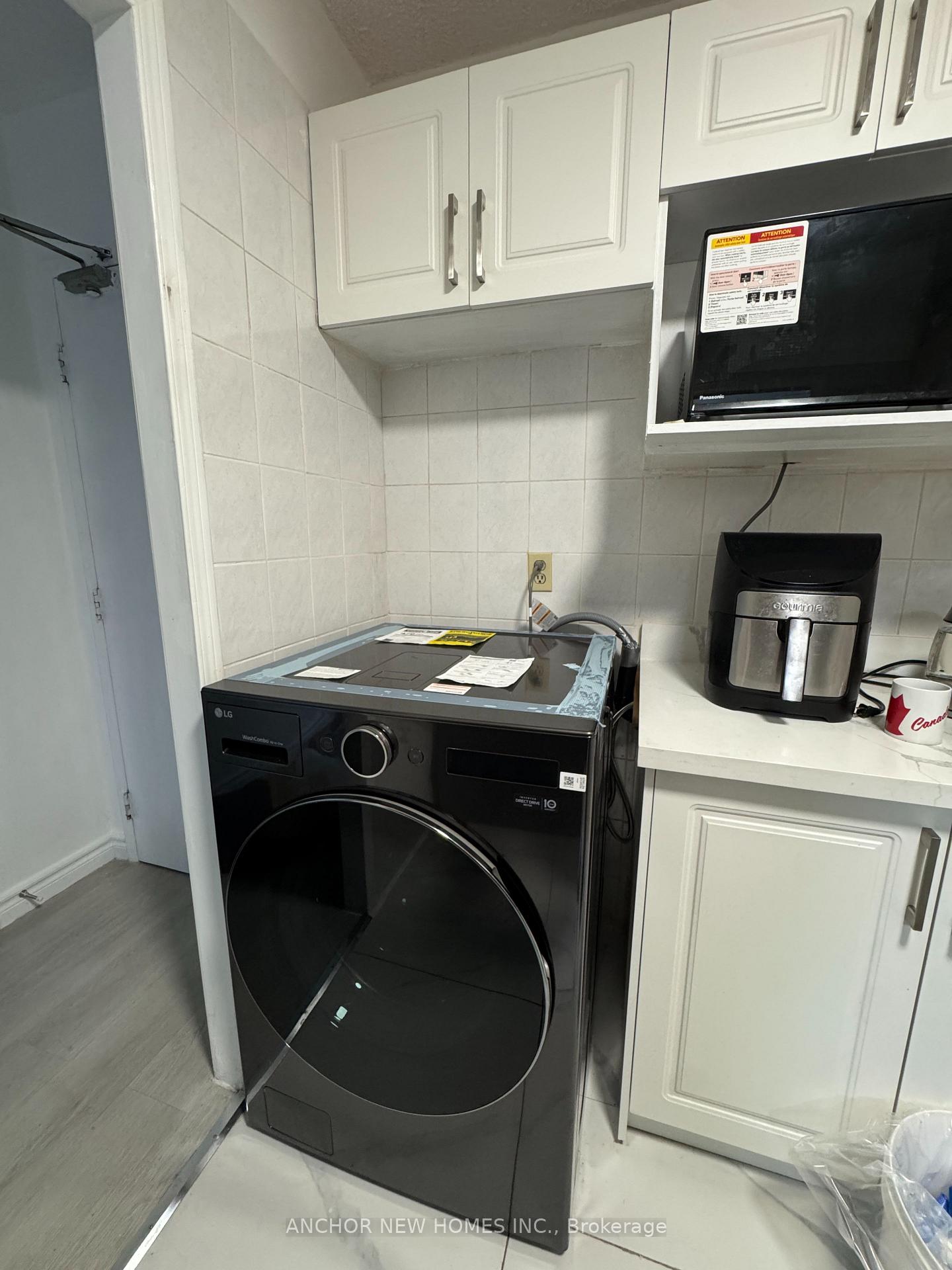 Photo 11 of Unit 704, 4101 Sheppard Avenue E, Scarborough, Agincourt South-Malvern West — HOMEH