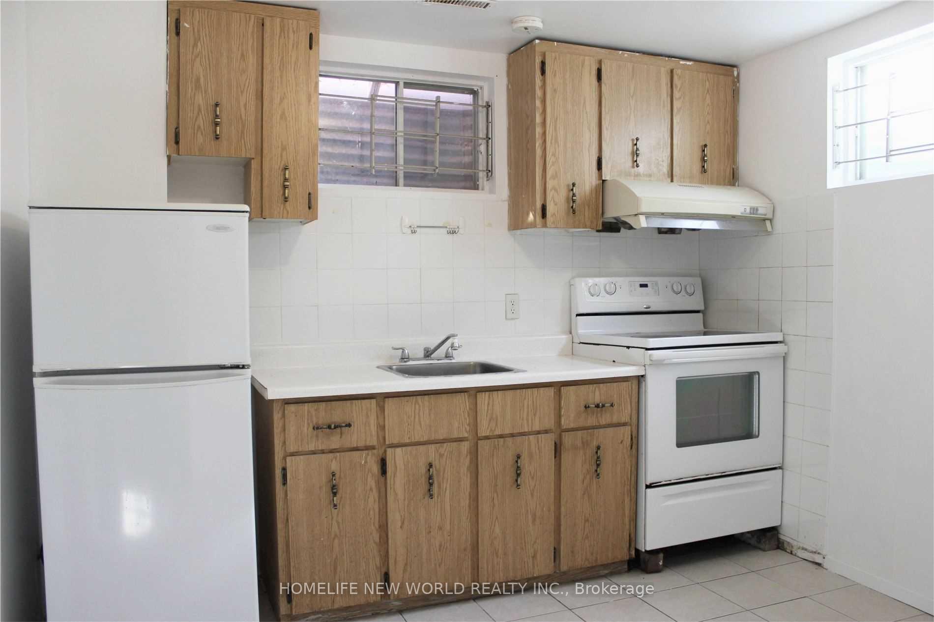 Photo 24 of 31 Rainthorpe Crescent, Scarborough, L'Amoreaux — HOMEH