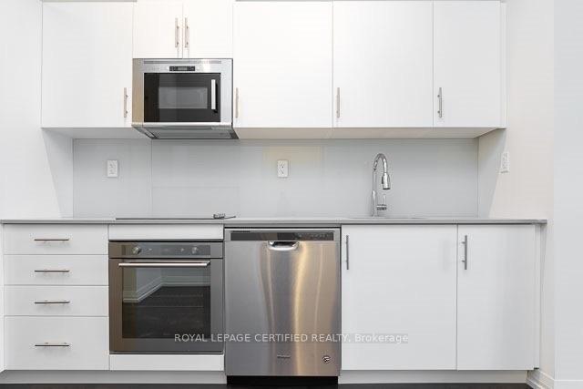 Photo 6 of Unit 919, 460 Adelaide Street E, Toronto, Moss Park — HOMEH