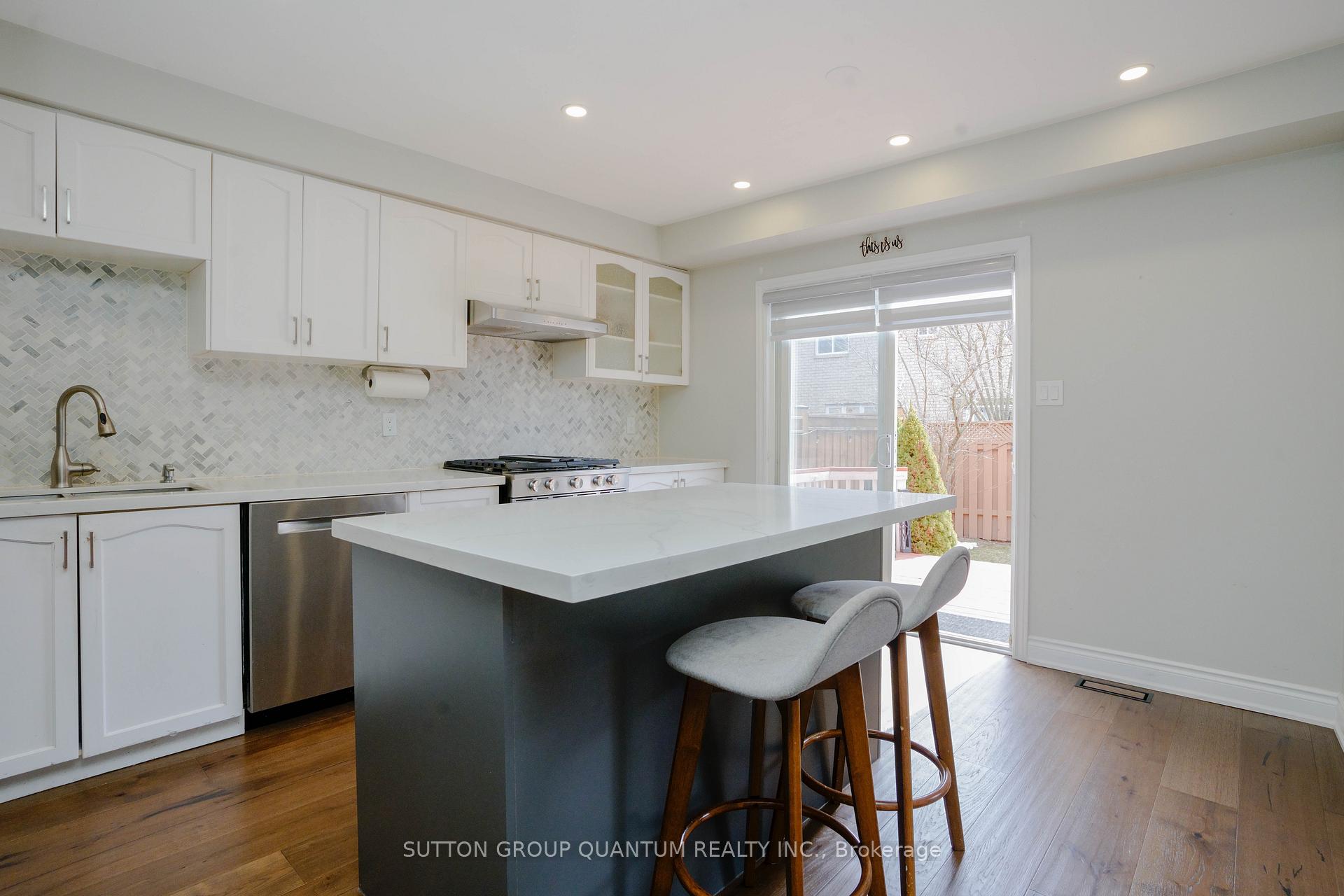 Photo 5 of 2324 Stillmeadow Road, Oakville, Westmount — HOMEH