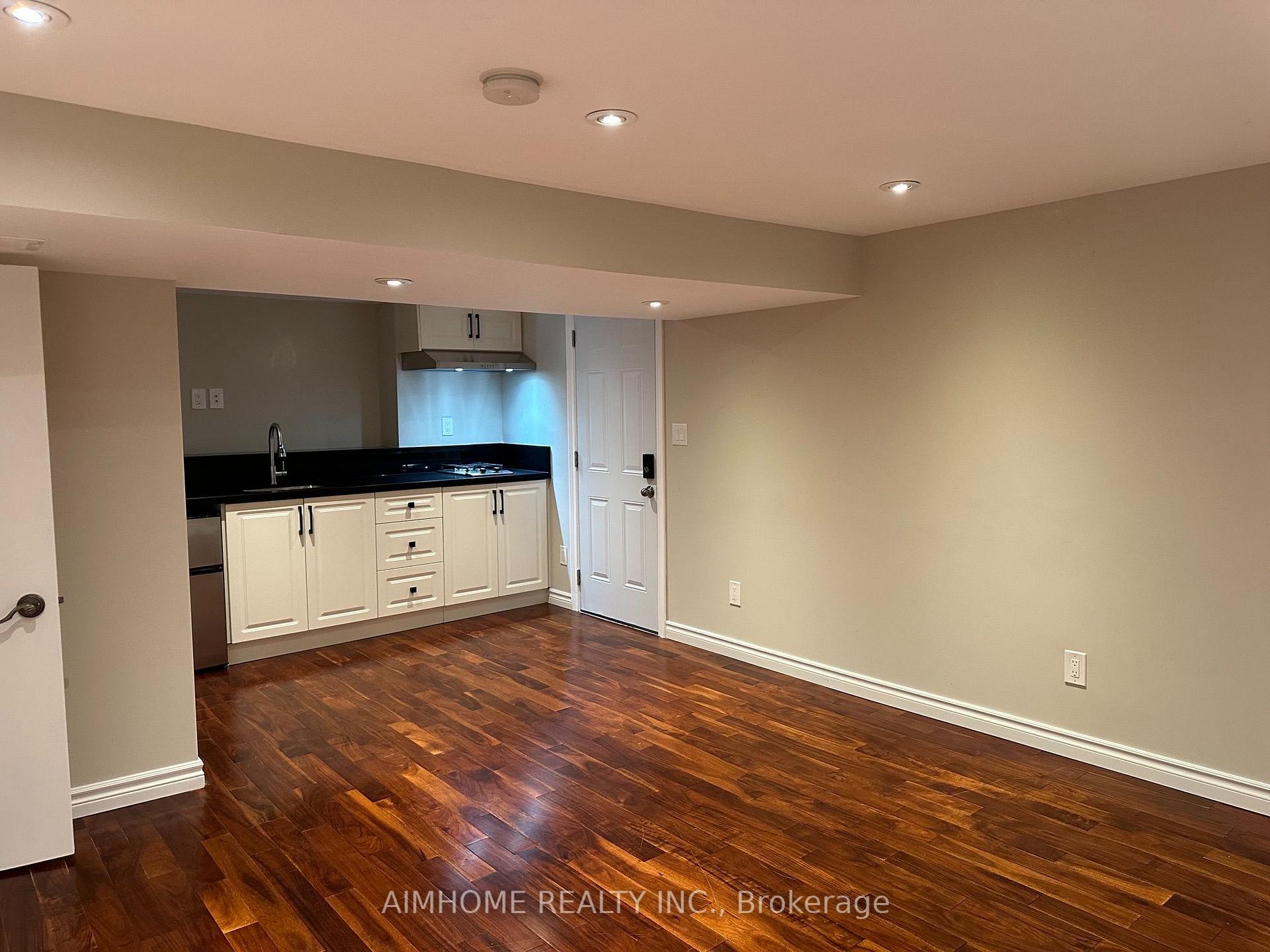 Photo 14 of Unit Apartment, 35 Royal Orchard BSMT Unit Boulevard, Markham, Thornhill — HOMEH