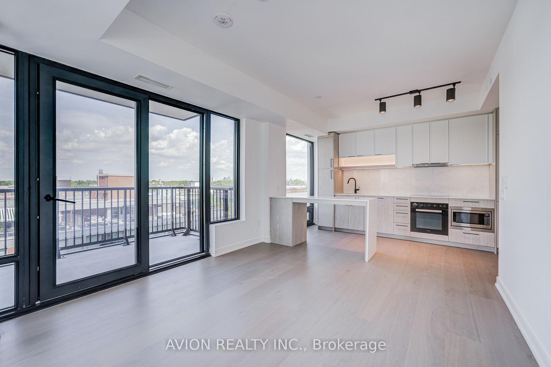 Photo 3 of Unit 1016, 89 MontClair Avenue, Toronto, Forest Hill South — HOMEH