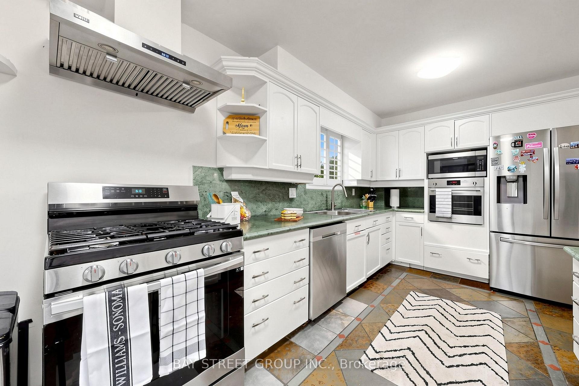 Photo 13 of 2334 Wildwood Crescent, Pickering, Brock Ridge — HOMEH