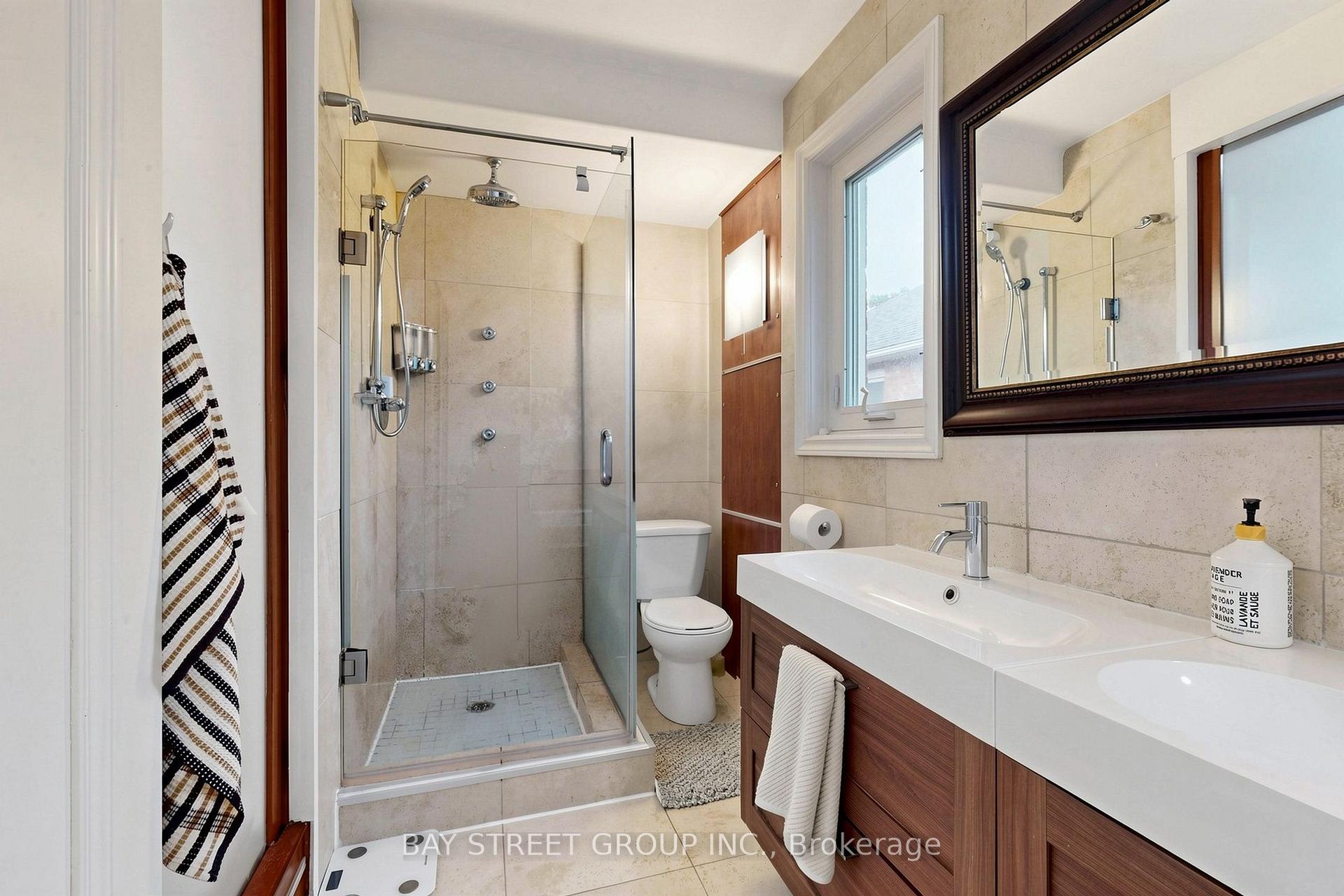 Photo 25 of 2334 Wildwood Crescent, Pickering, Brock Ridge — HOMEH