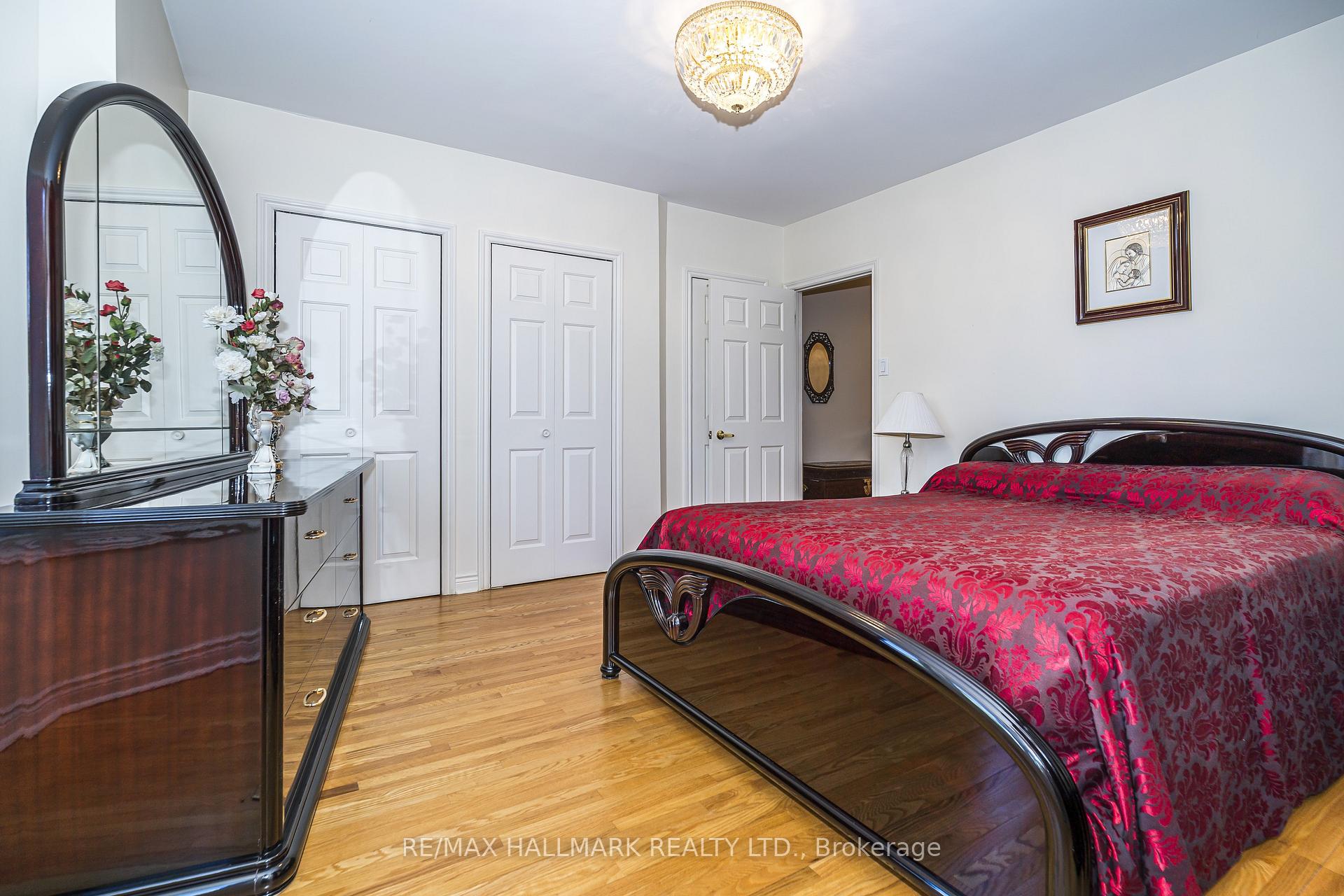 Photo 16 of 47 Montrose Avenue, Toronto, Trinity-Bellwoods — HOMEH