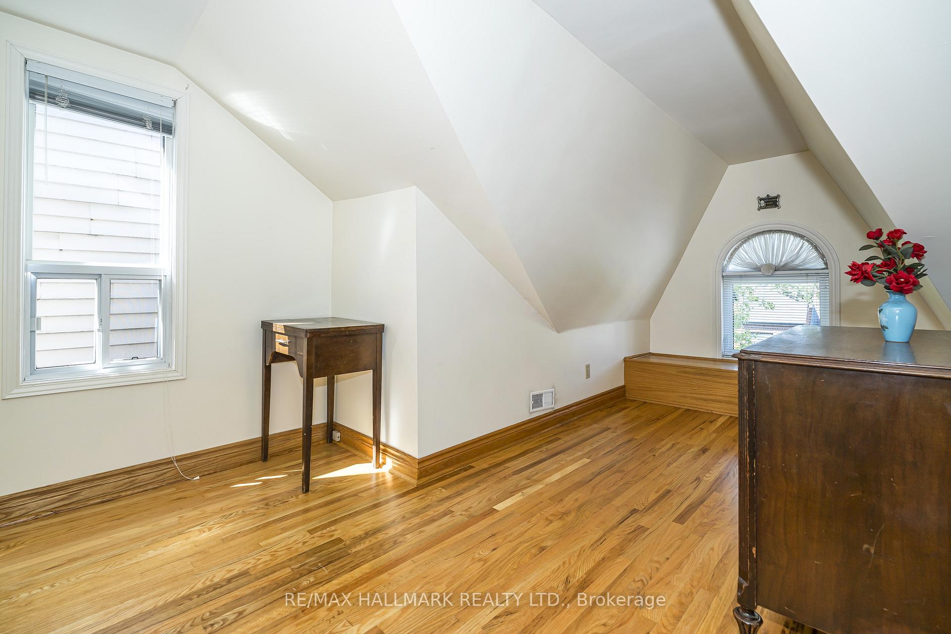 Photo 26 of 47 Montrose Avenue, Toronto, Trinity-Bellwoods — HOMEH