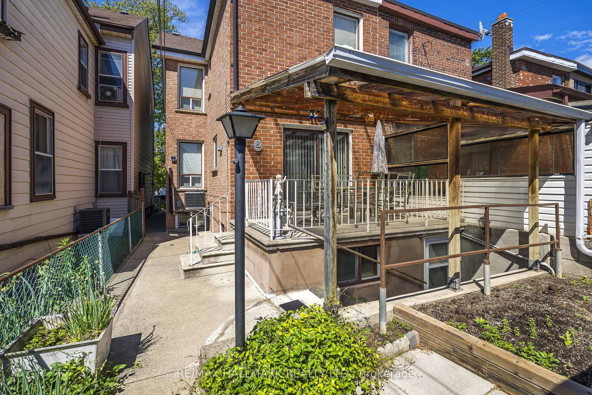Photo 34 of 47 Montrose Avenue, Toronto, Trinity-Bellwoods — HOMEH