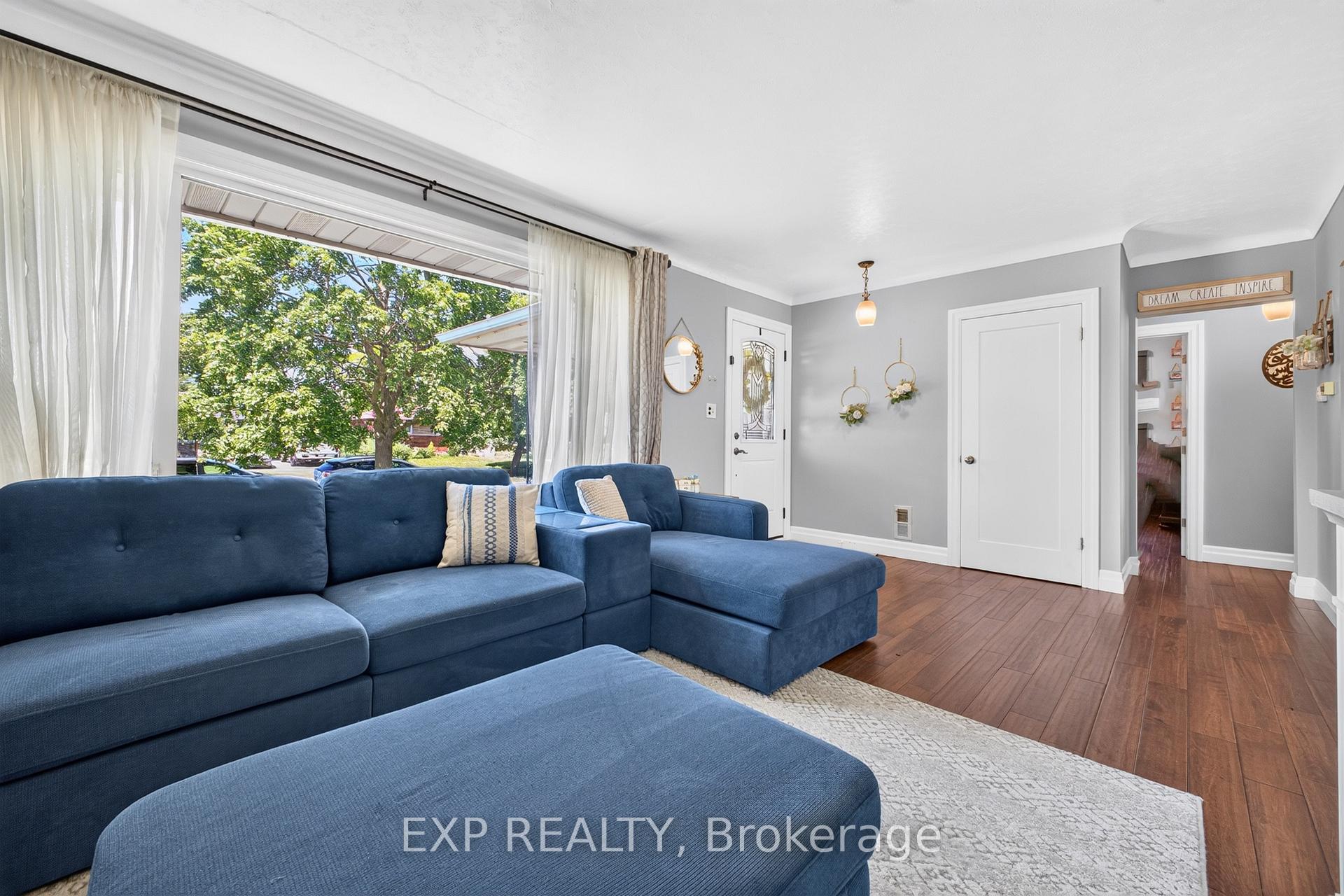 Photo 15 of 8 Dunraven Avenue, St. Catharines, Carlton/Bunting — HOMEH