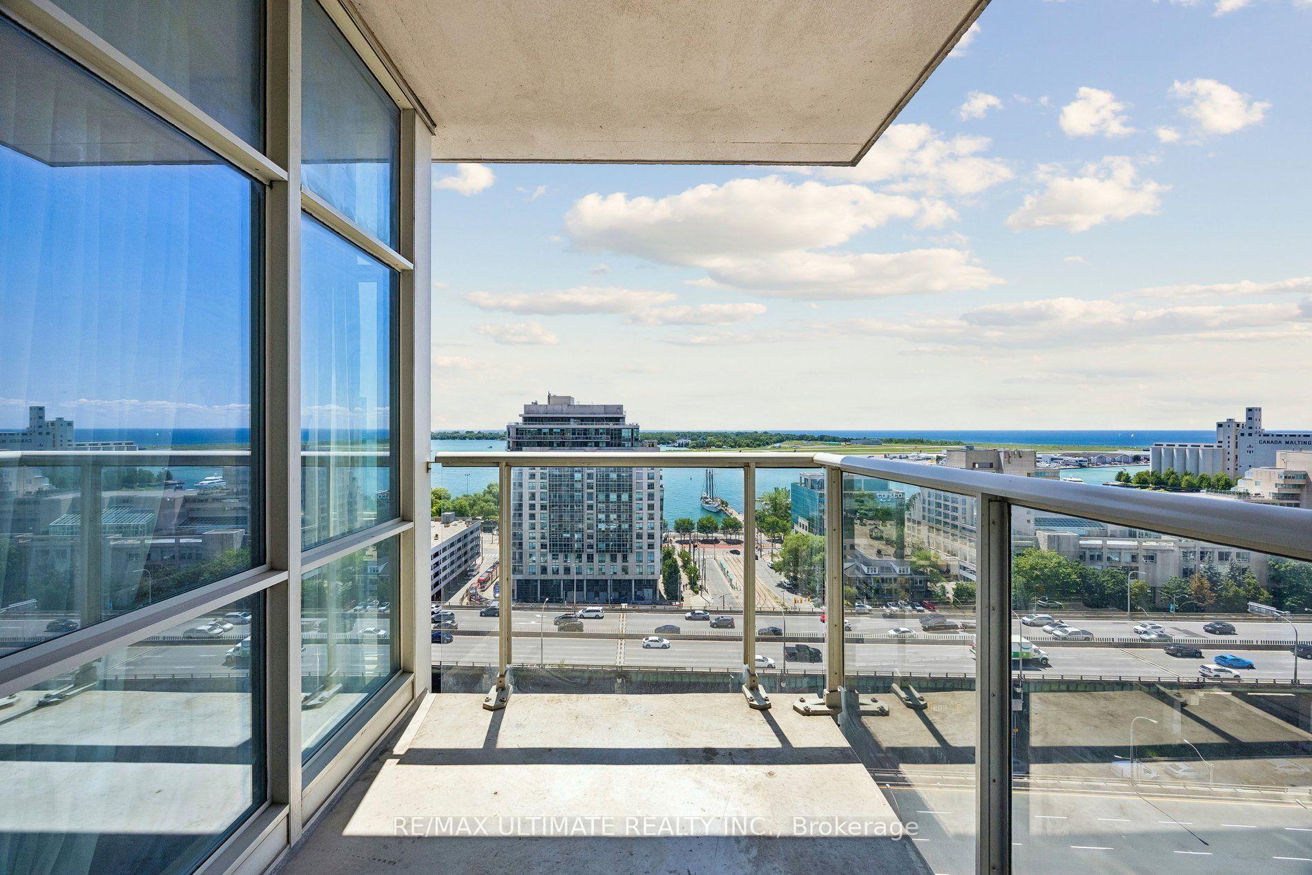 Photo 10 of Unit 1812, 35 Mariner Terrace, Toronto, Waterfront Communities — HOMEH