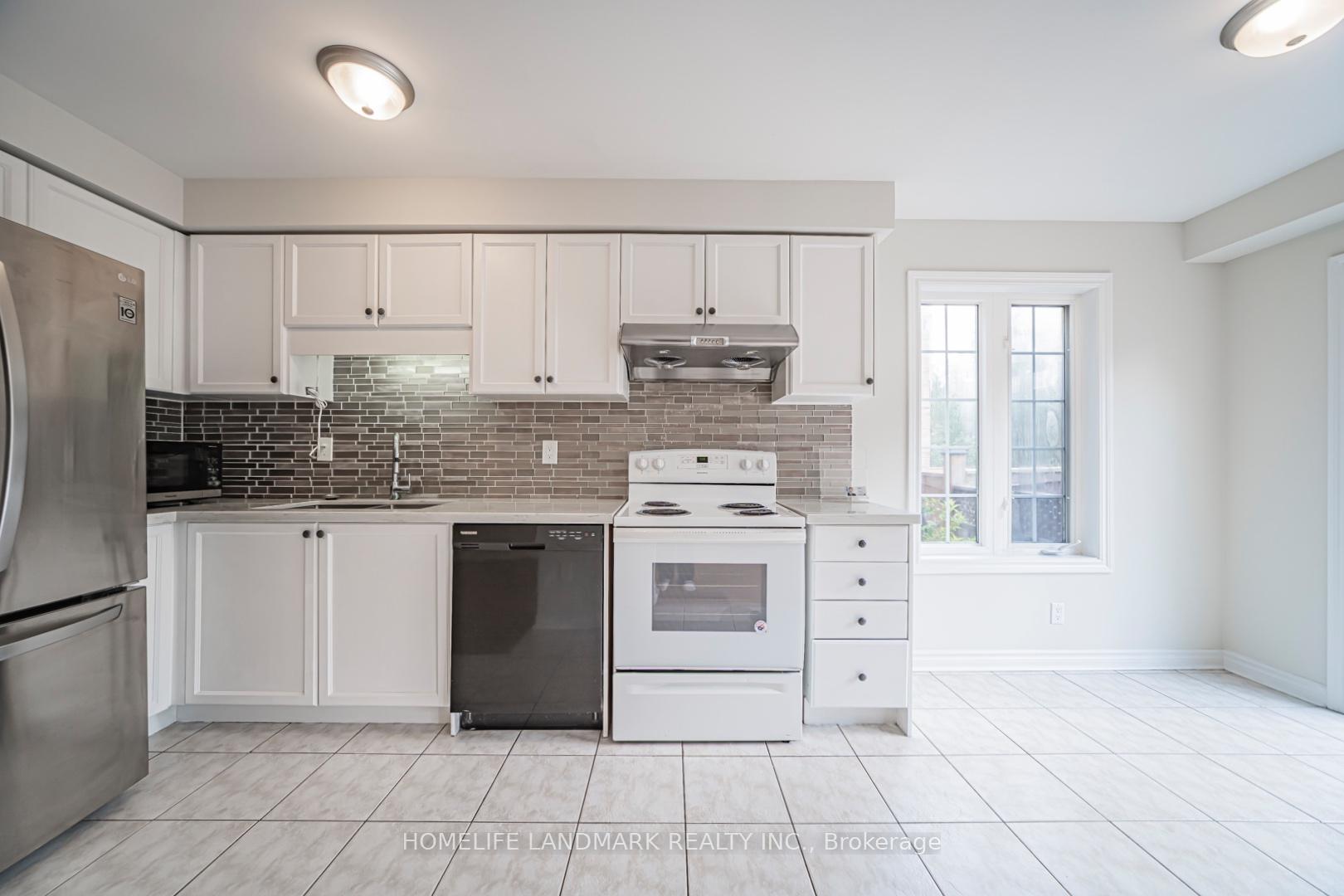 Photo 15 of 59 Bloomgate Crescent, Richmond Hill, Oak Ridges — HOMEH