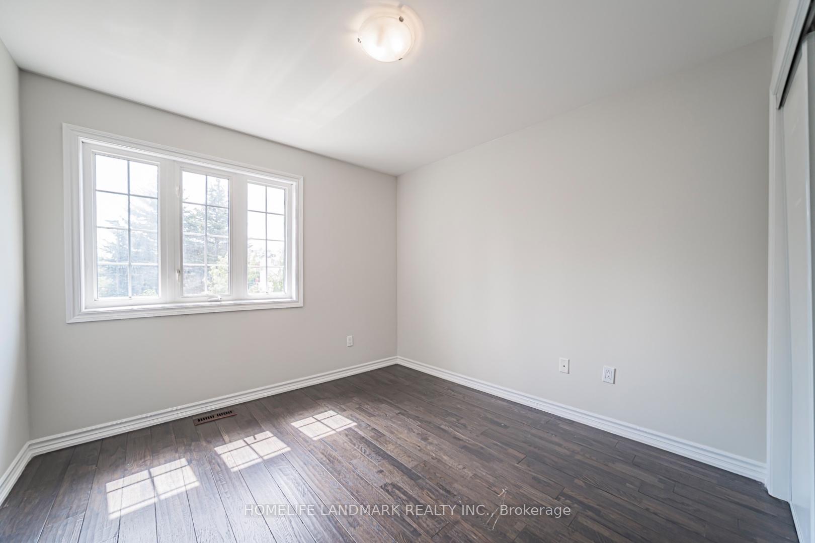 Photo 28 of 59 Bloomgate Crescent, Richmond Hill, Oak Ridges — HOMEH