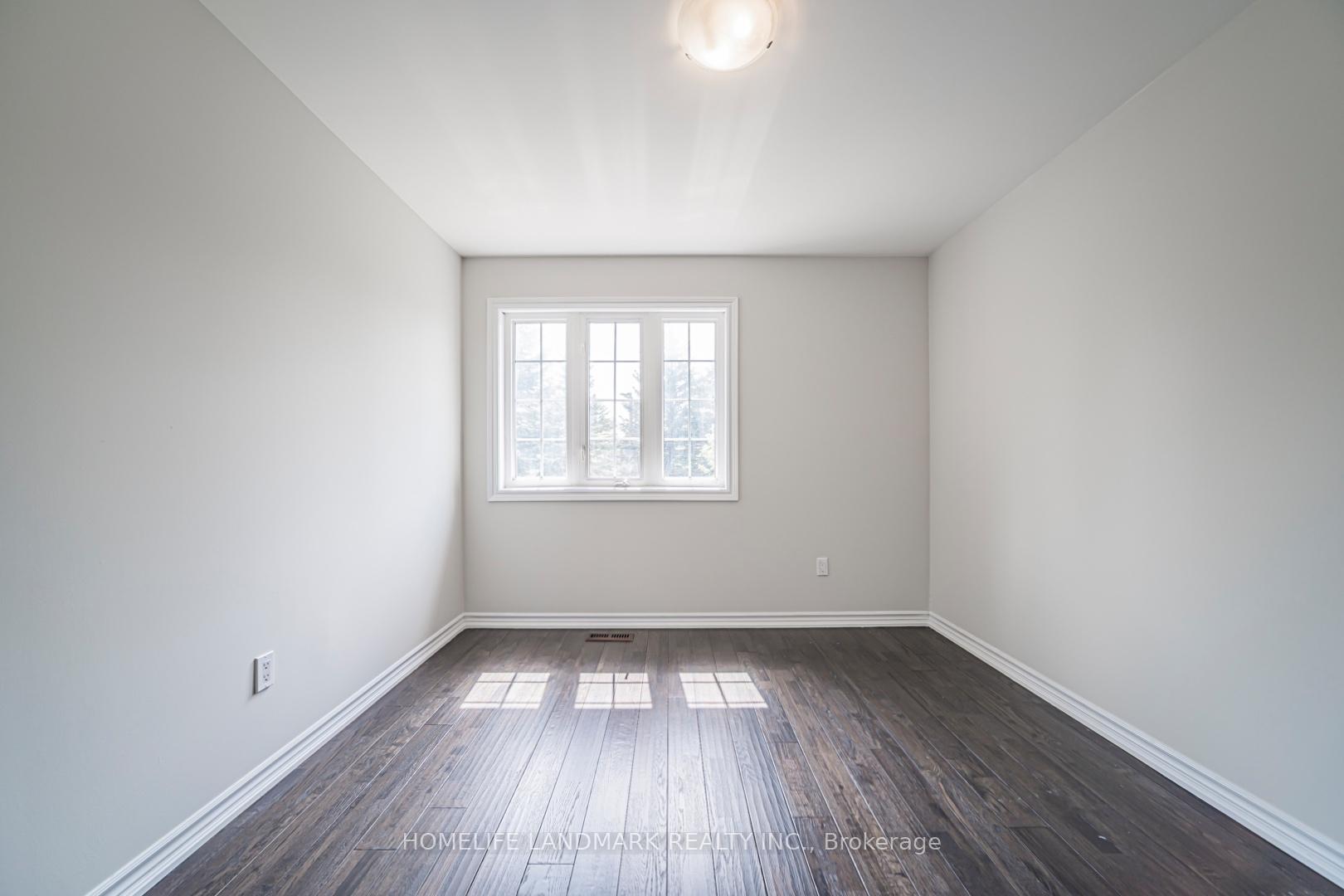 Photo 30 of 59 Bloomgate Crescent, Richmond Hill, Oak Ridges — HOMEH
