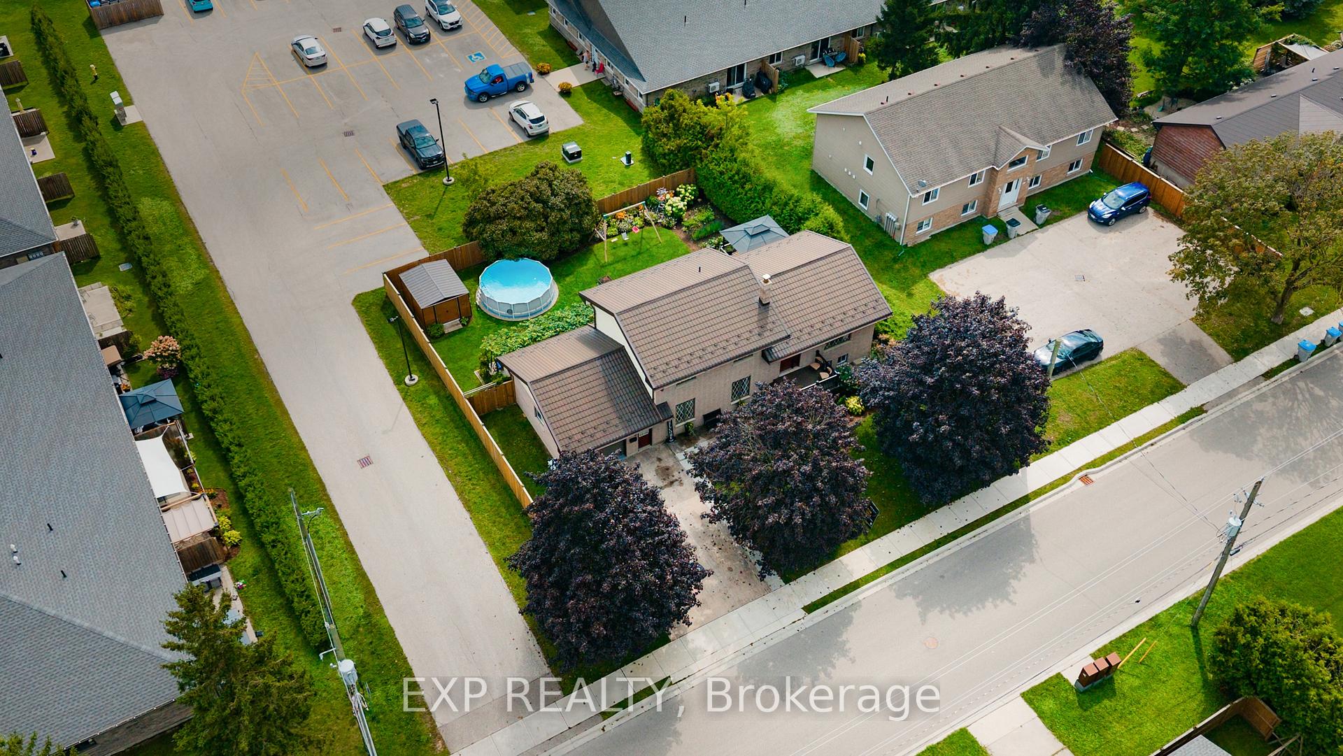 Photo 3 of 590 Albert Avenue N, North Perth, Listowel — HOMEH