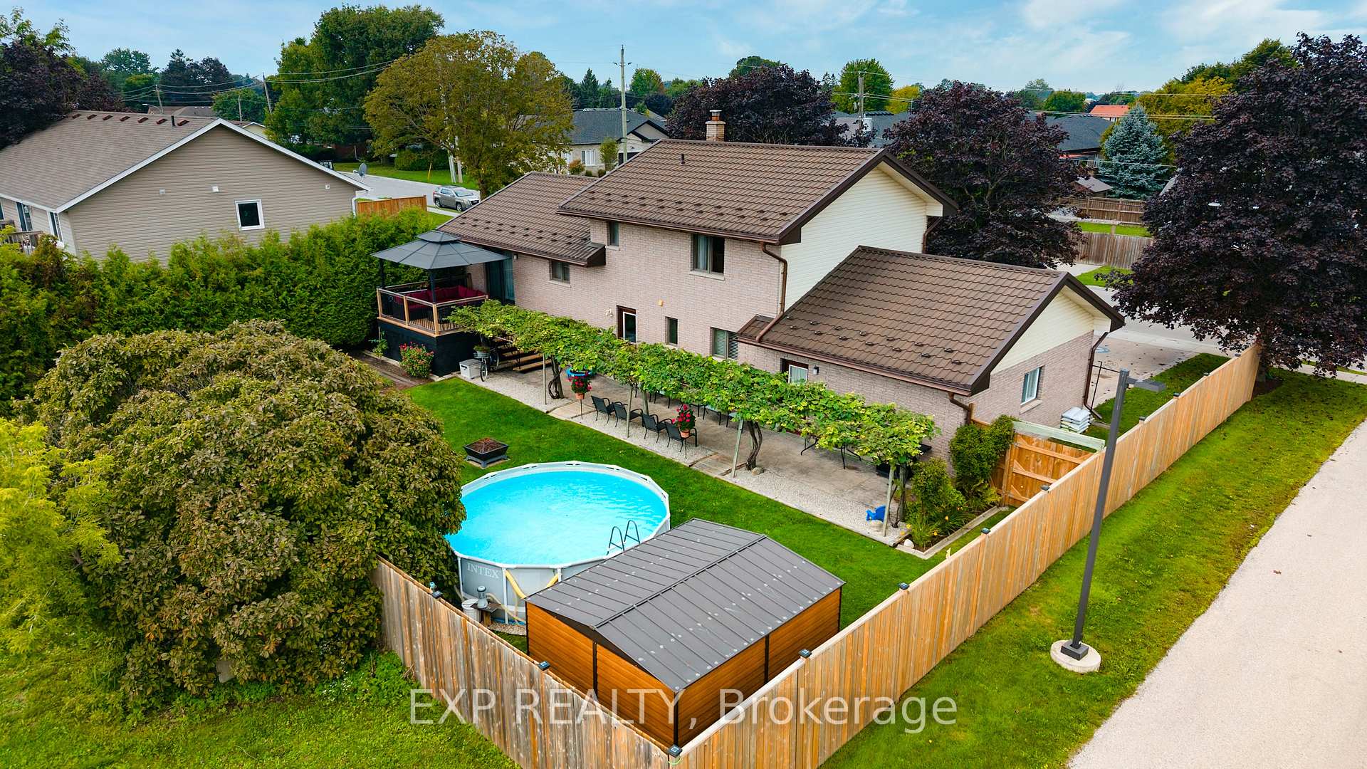 Photo 5 of 590 Albert Avenue N, North Perth, Listowel — HOMEH