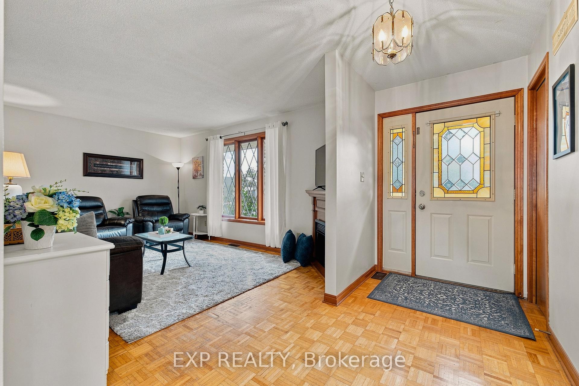Photo 10 of 590 Albert Avenue N, North Perth, Listowel — HOMEH