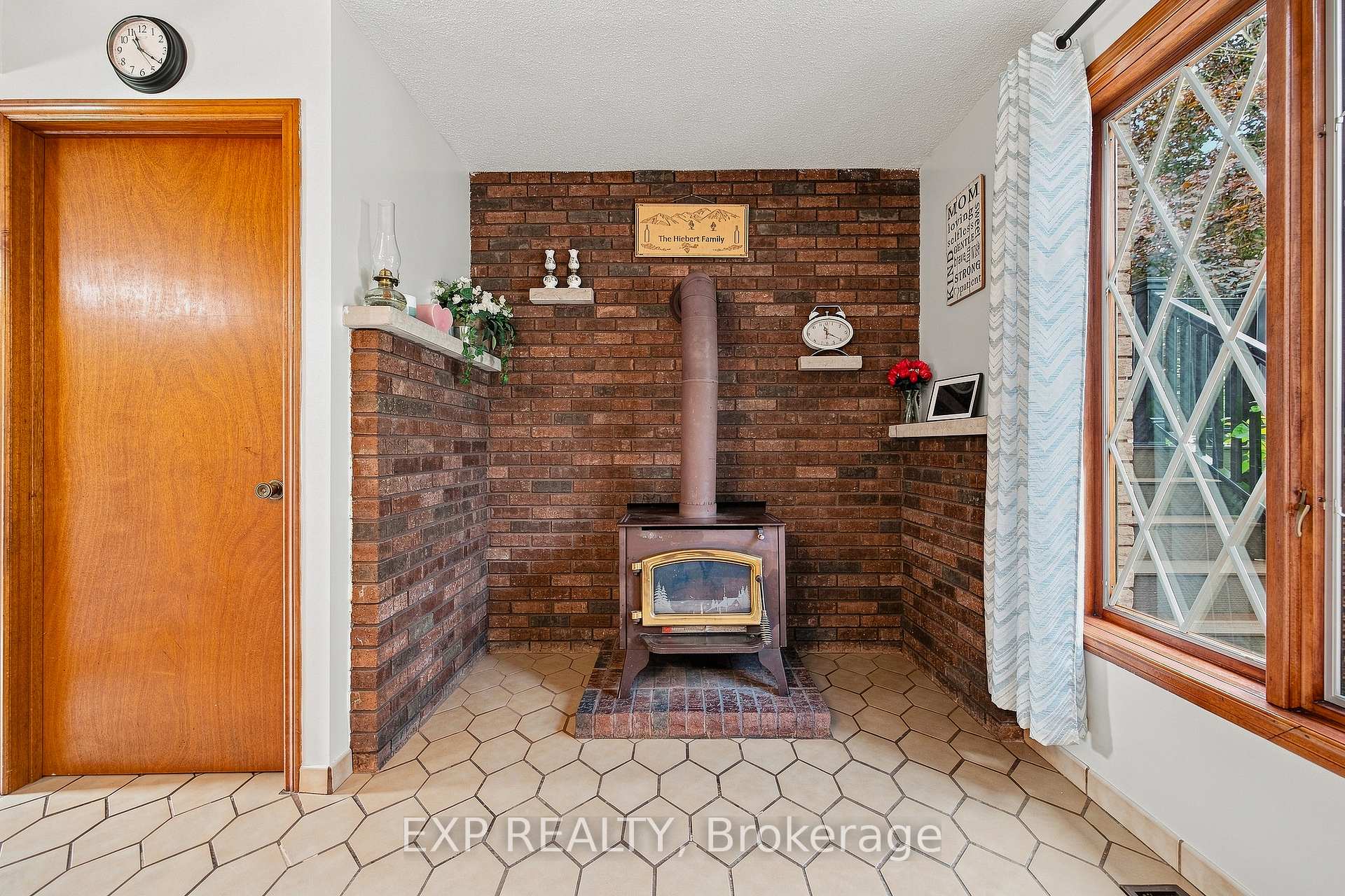 Photo 21 of 590 Albert Avenue N, North Perth, Listowel — HOMEH