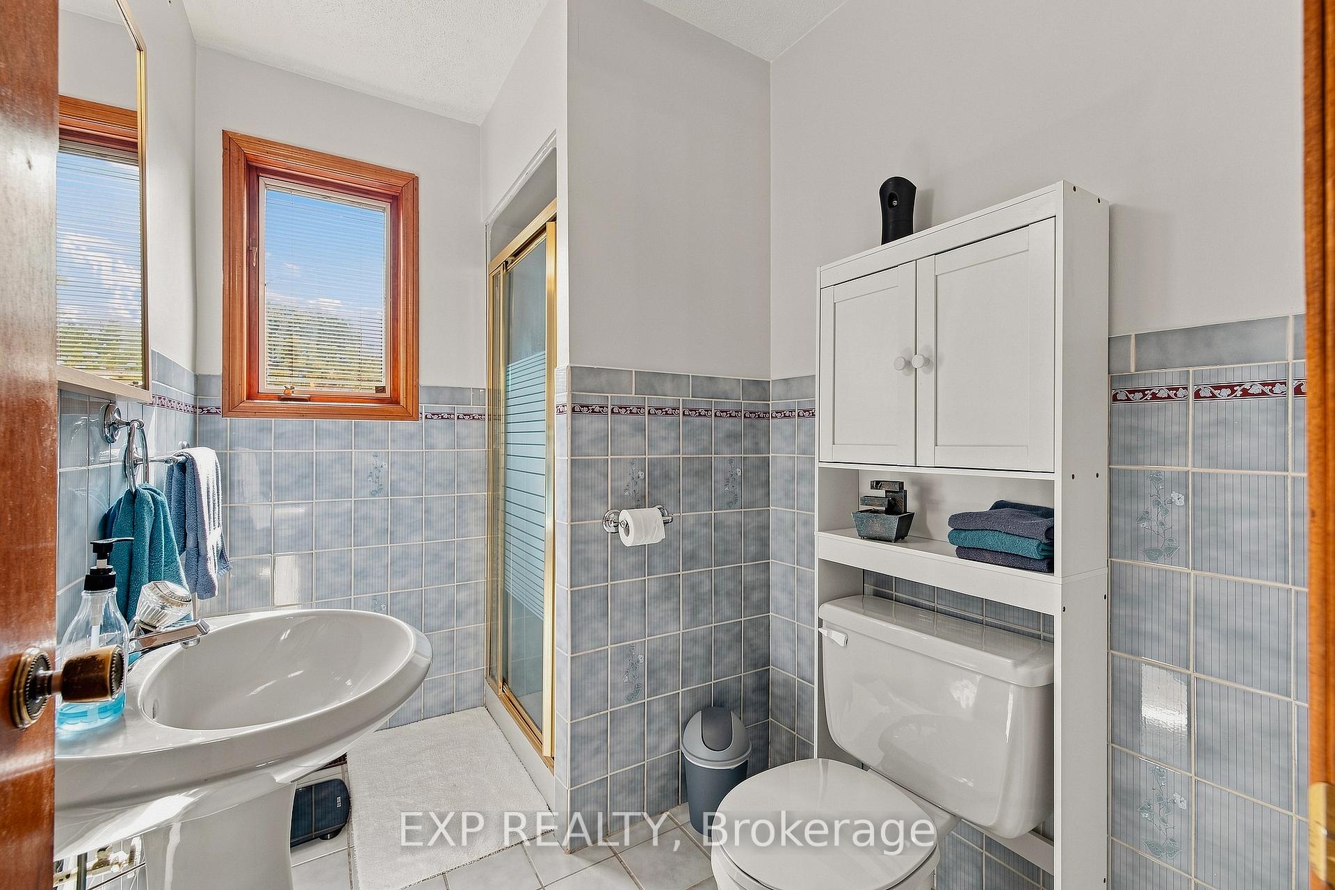 Photo 23 of 590 Albert Avenue N, North Perth, Listowel — HOMEH