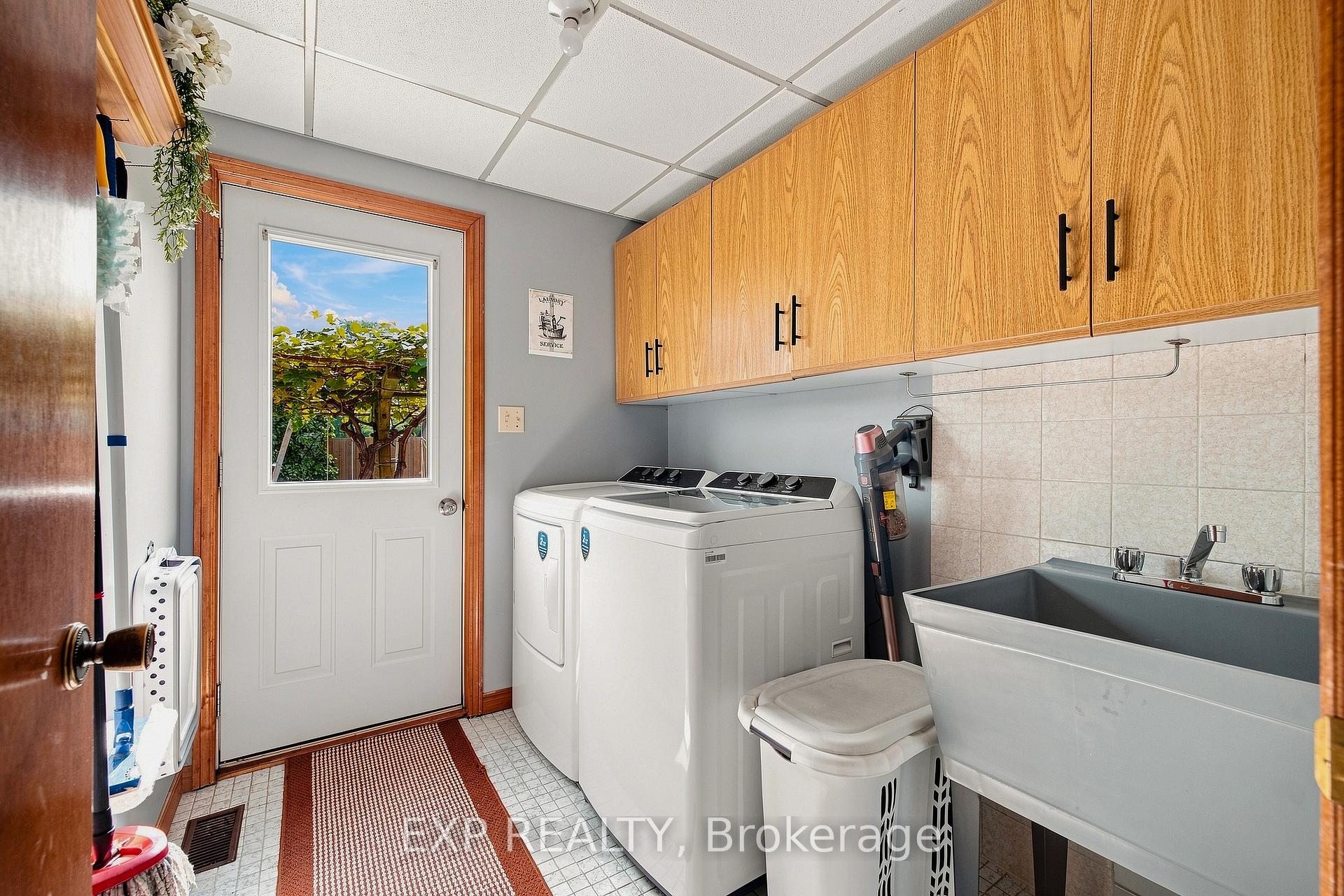 Photo 24 of 590 Albert Avenue N, North Perth, Listowel — HOMEH