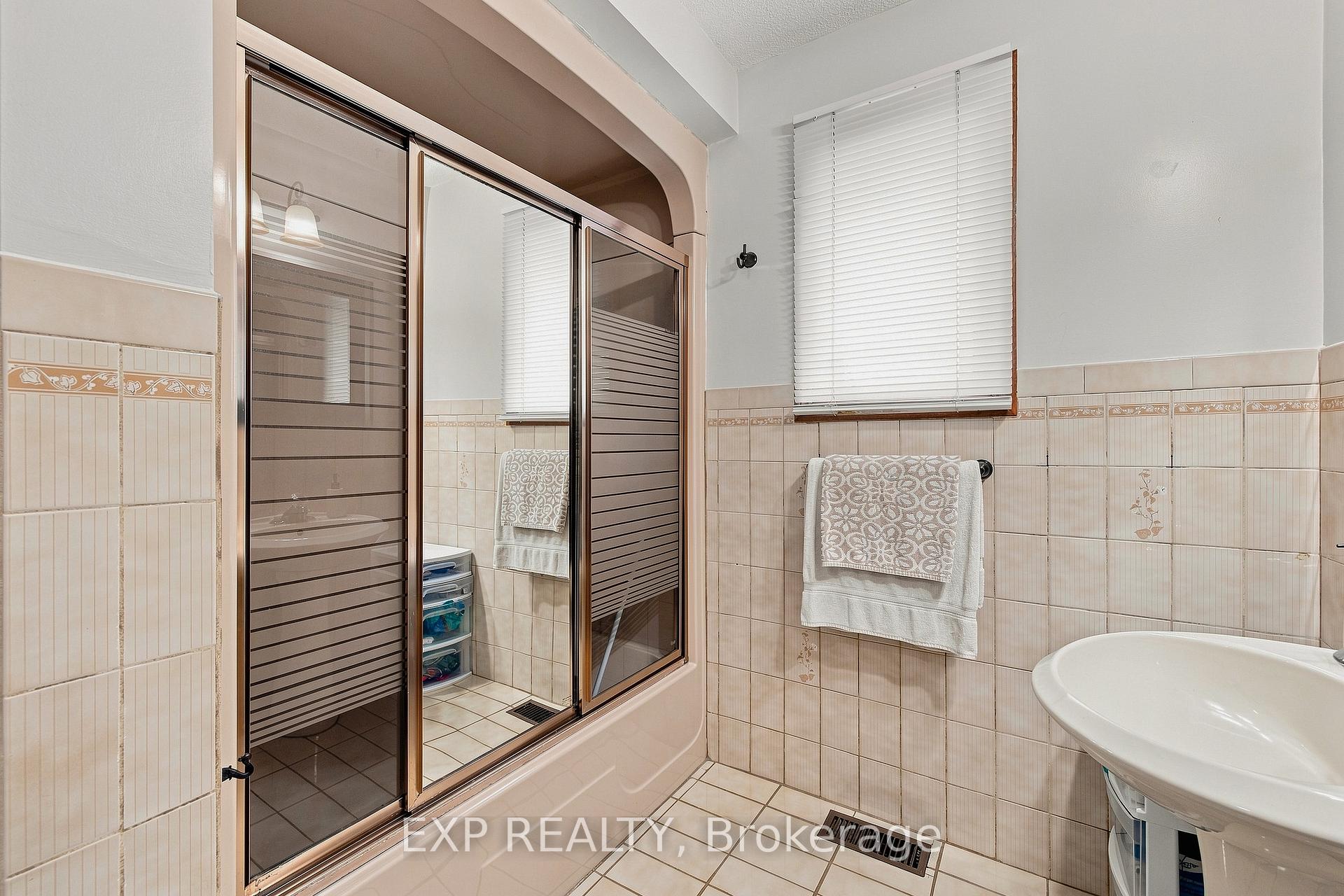 Photo 29 of 590 Albert Avenue N, North Perth, Listowel — HOMEH