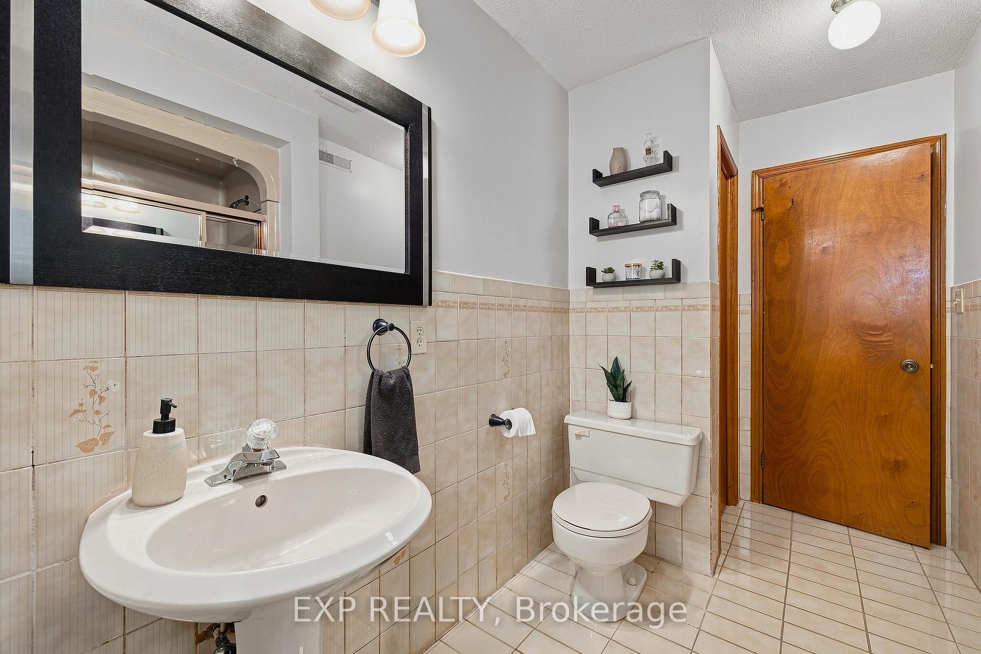 Photo 30 of 590 Albert Avenue N, North Perth, Listowel — HOMEH