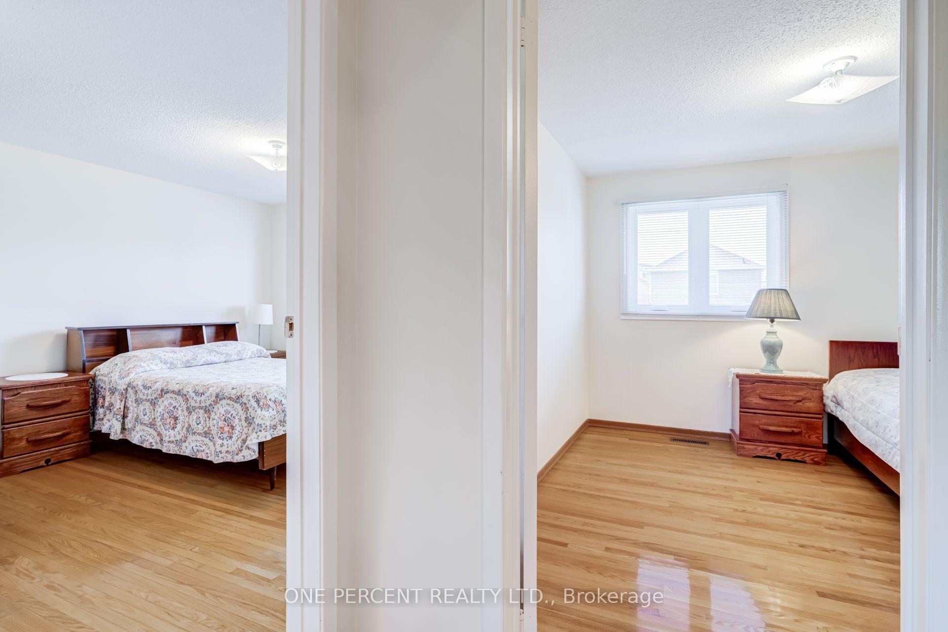 Photo 25 of 47 Hendon Road, Markham, Milliken Mills East — HOMEH