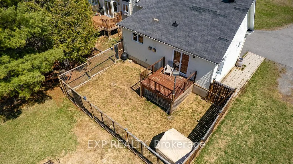 Photo 23 of 39 Canadian Drive, Ottawa, Remainder of Stittsville & Area — HOMEH
