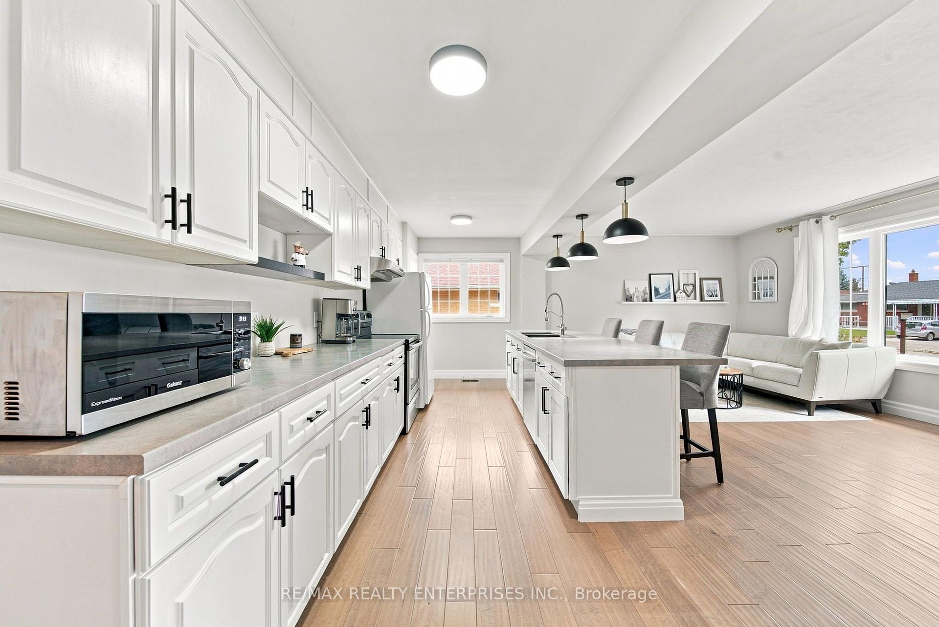 Photo 10 of 56 Alexander Avenue, Cambridge, Christopher-Champlain — HOMEH