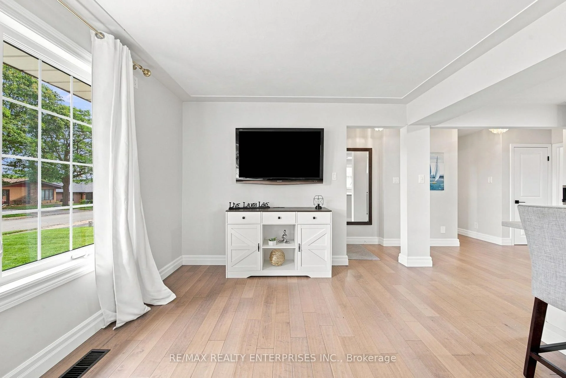 Photo 20 of 56 Alexander Avenue, Cambridge, Christopher-Champlain — HOMEH