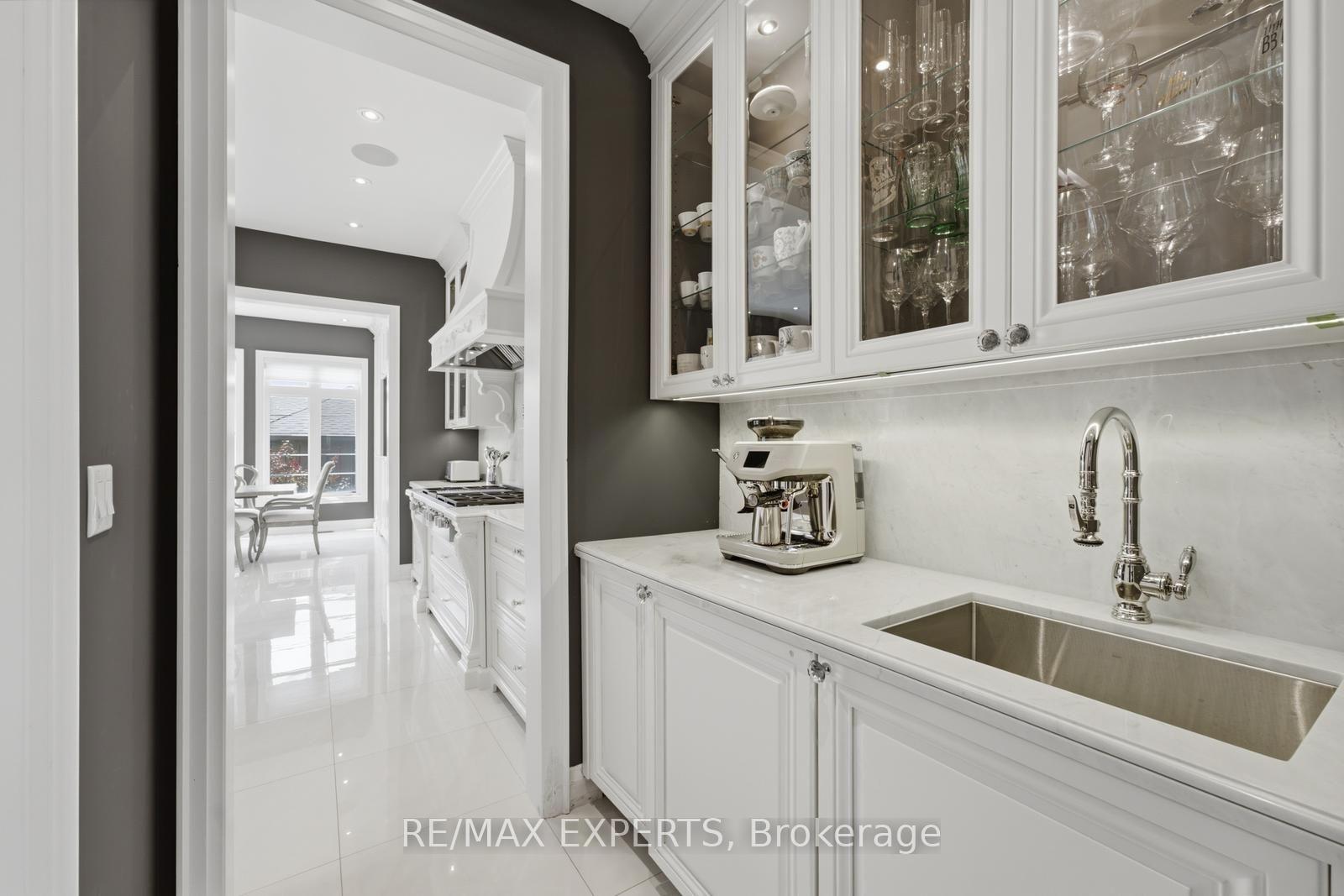 Photo 21 of 98 Endless Circle, Vaughan, Kleinburg — HOMEH