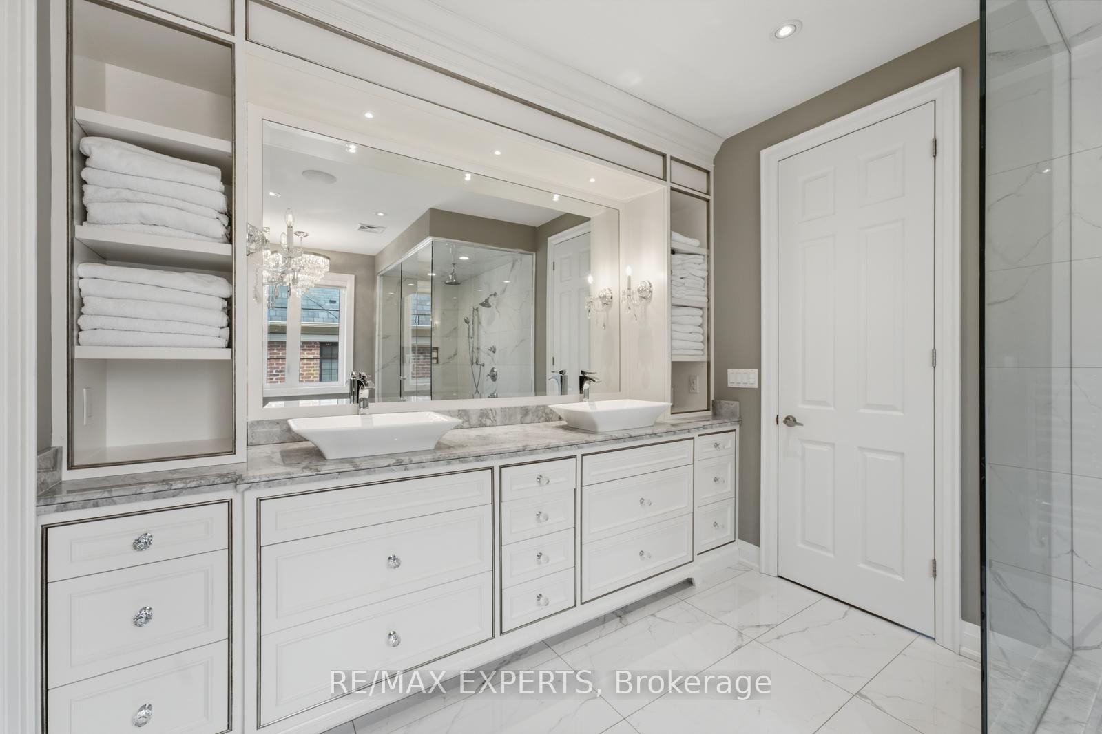 Photo 42 of 98 Endless Circle, Vaughan, Kleinburg — HOMEH