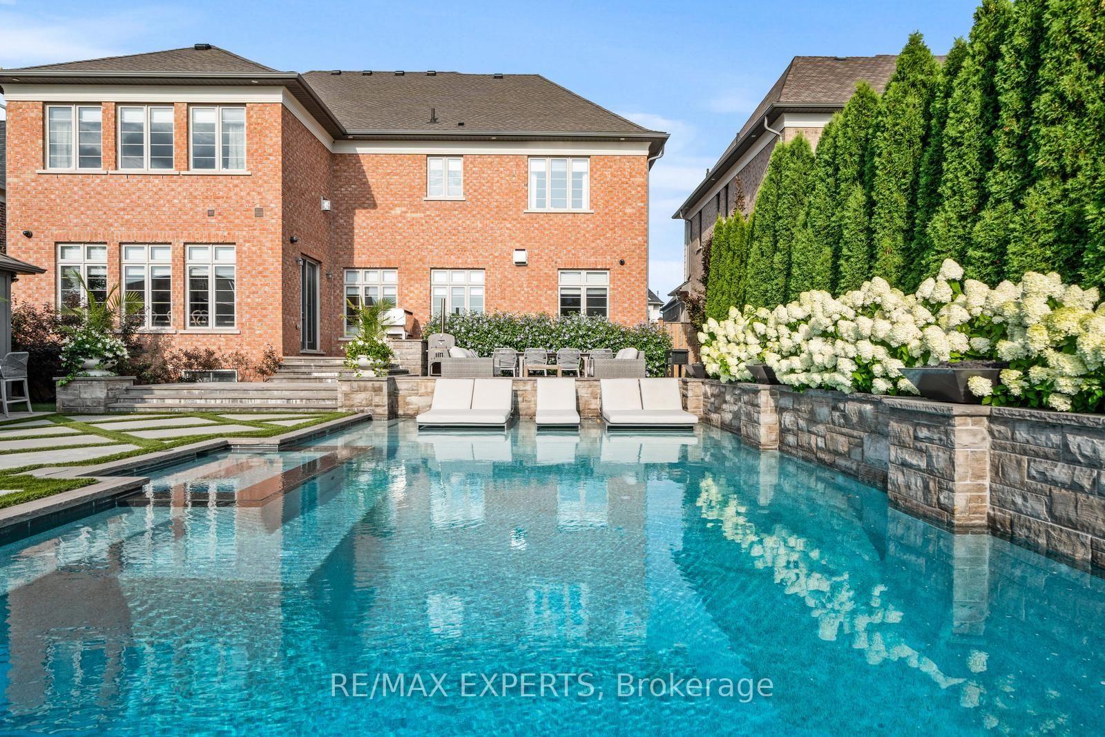 Photo 51 of 98 Endless Circle, Vaughan, Kleinburg — HOMEH