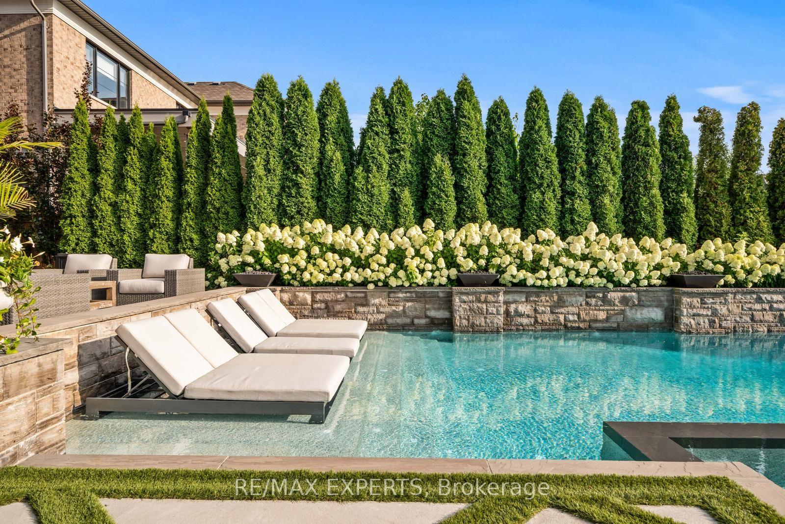 Photo 52 of 98 Endless Circle, Vaughan, Kleinburg — HOMEH