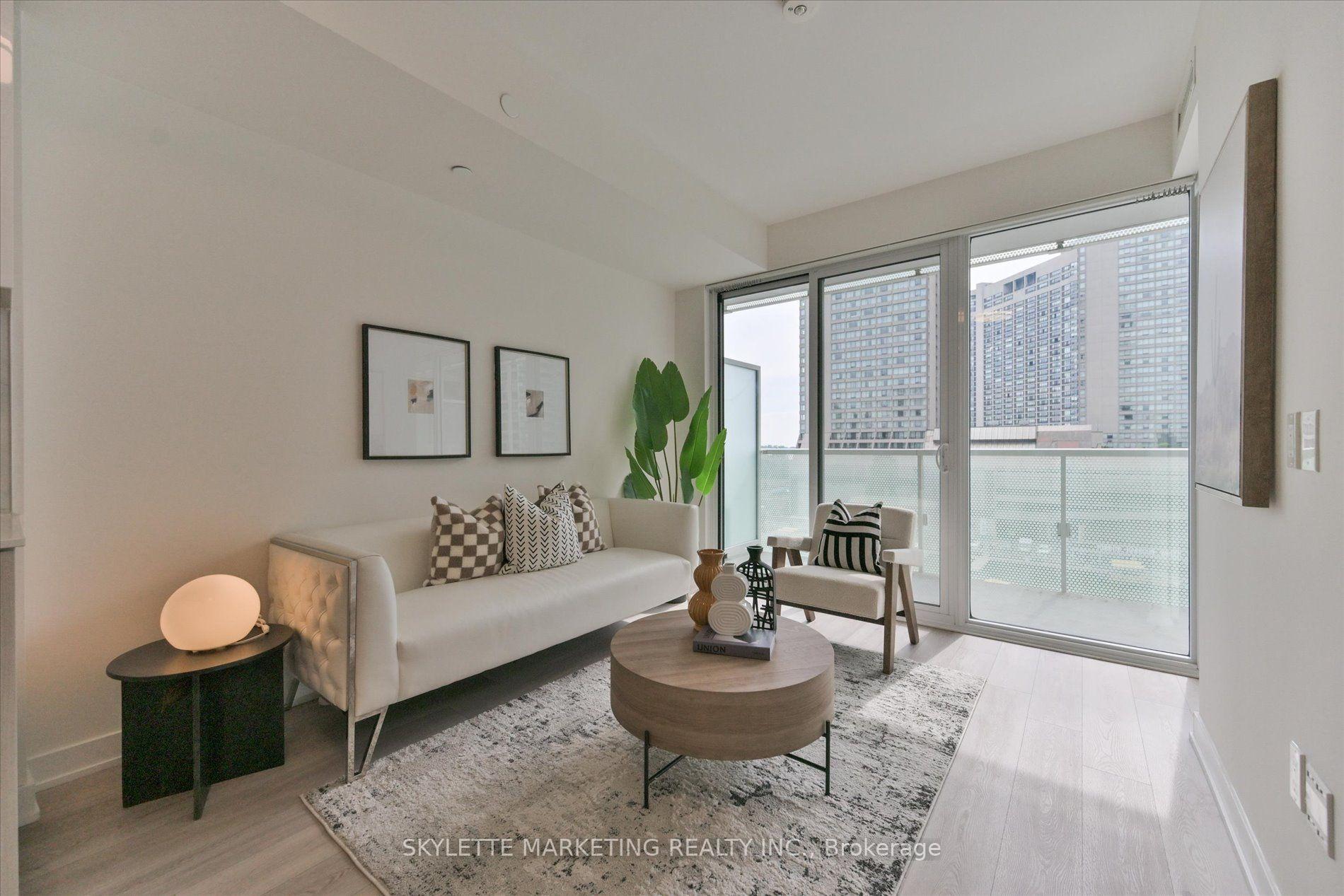 Photo 1 of Unit 617, 15 Queens Quay E, Toronto, Waterfront Communities — HOMEH