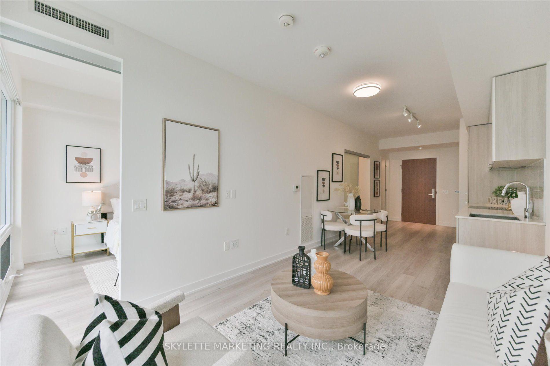 Photo 2 of Unit 617, 15 Queens Quay E, Toronto, Waterfront Communities — HOMEH